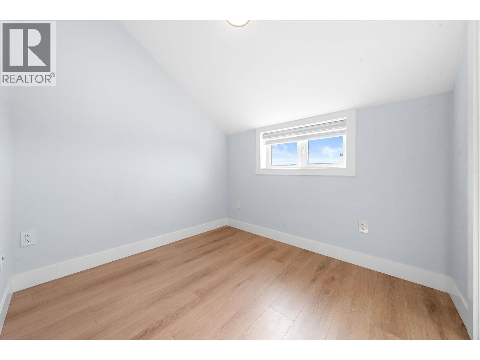 1548 41ST AVENUE Image 34