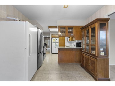 32691 GARIBALDI Drive | Abbotsford British Columbia | Slide Image Thirteen