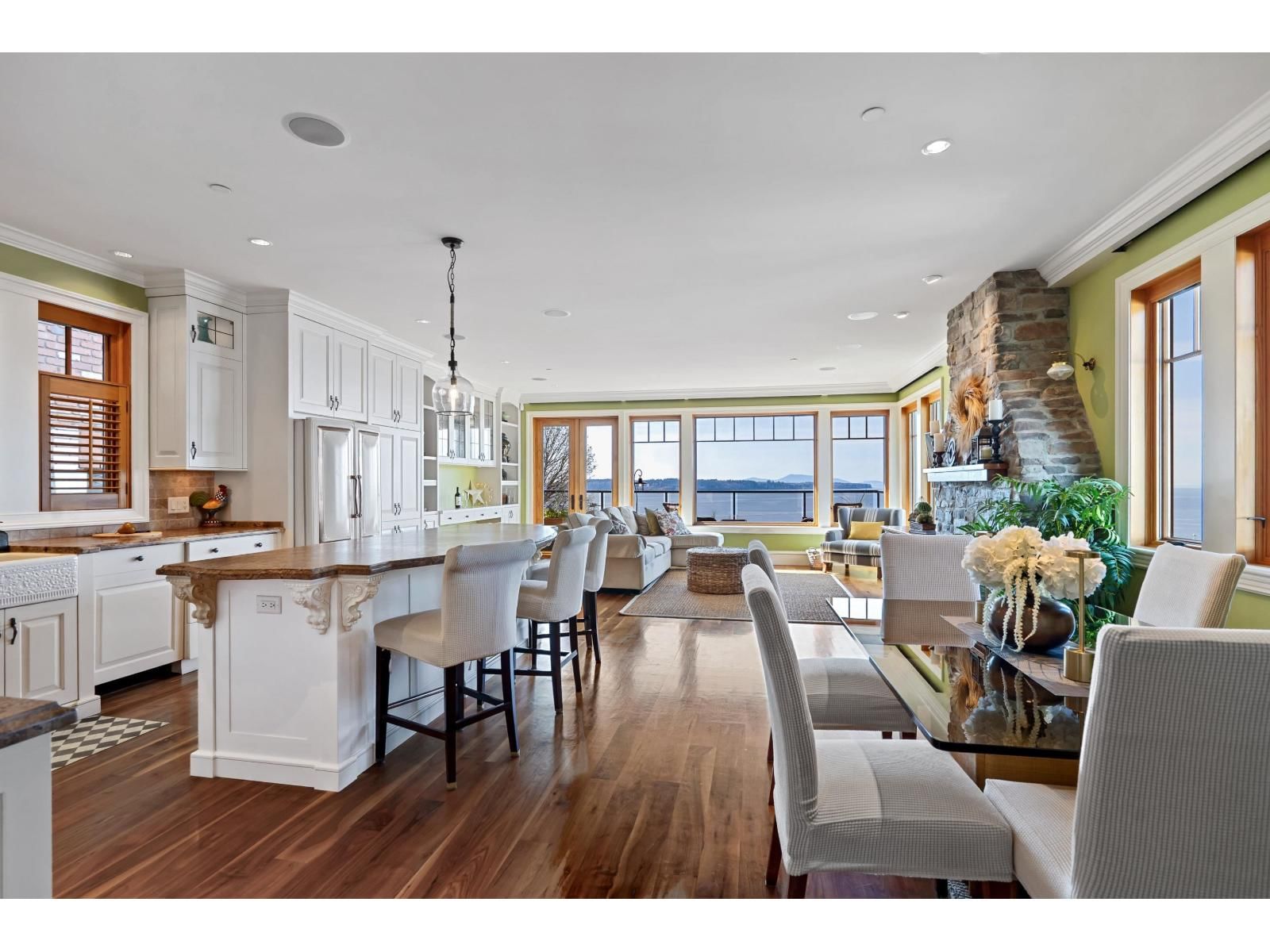 15188 COLUMBIA AVENUE Image 36