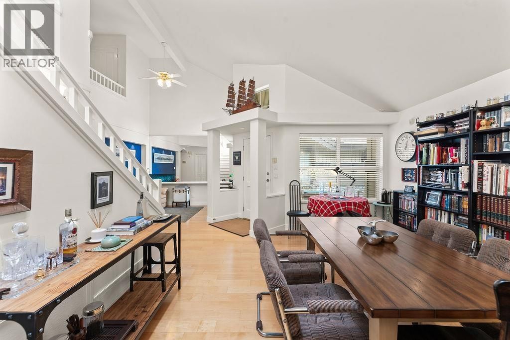 29 - 1550 LARKHALL CRESCENT Image 12