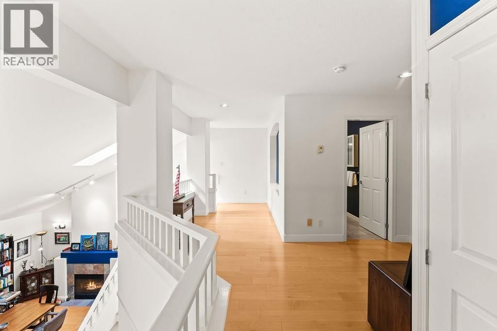 29 - 1550 LARKHALL CRESCENT Image 32