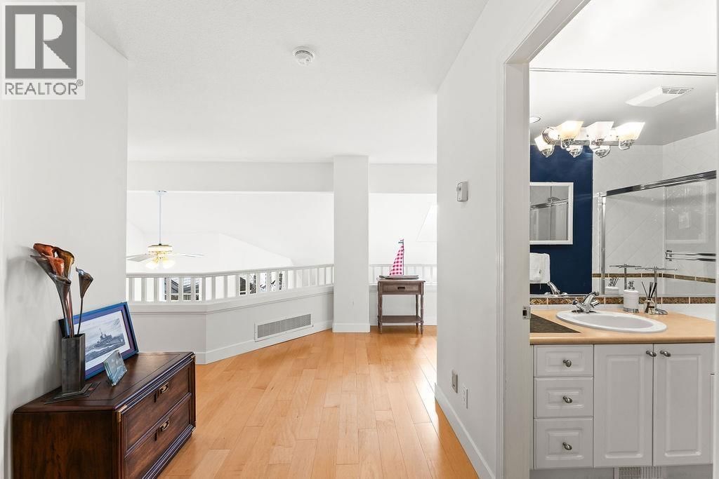 29 - 1550 LARKHALL CRESCENT Image 34