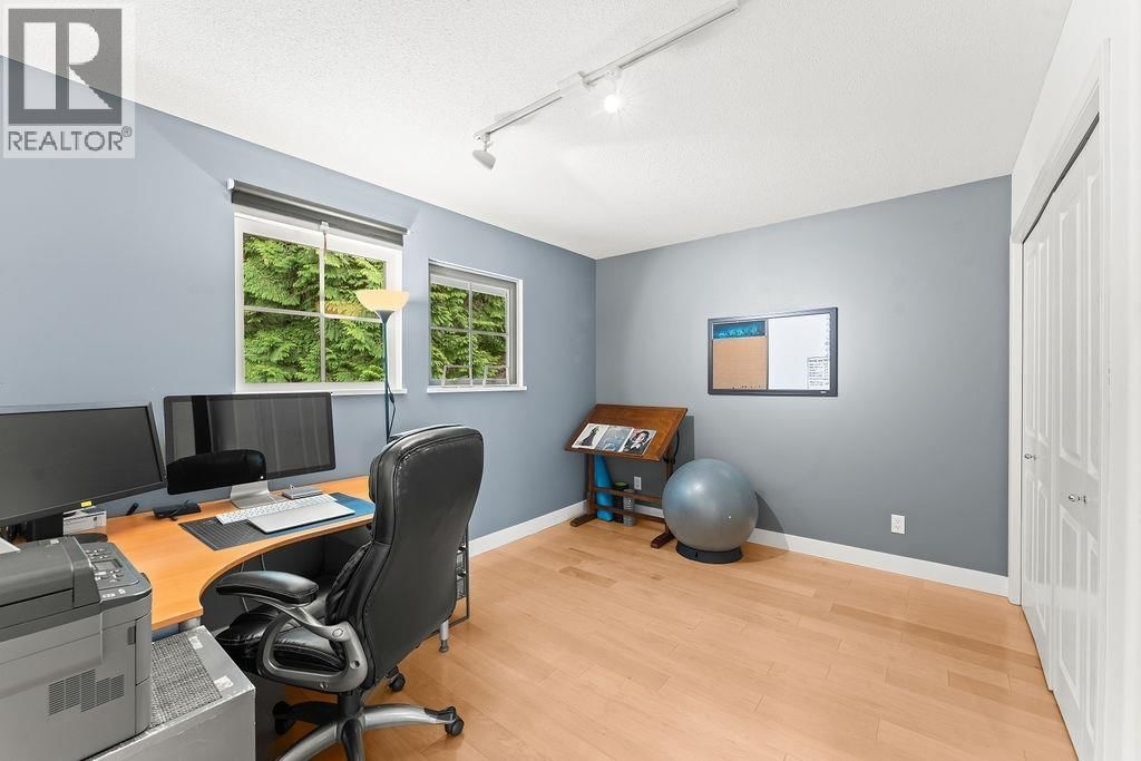 29 - 1550 LARKHALL CRESCENT Image 36