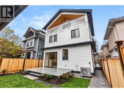 1822 14TH Avenue | Vancouver British Columbia | Slide Image Fifteen