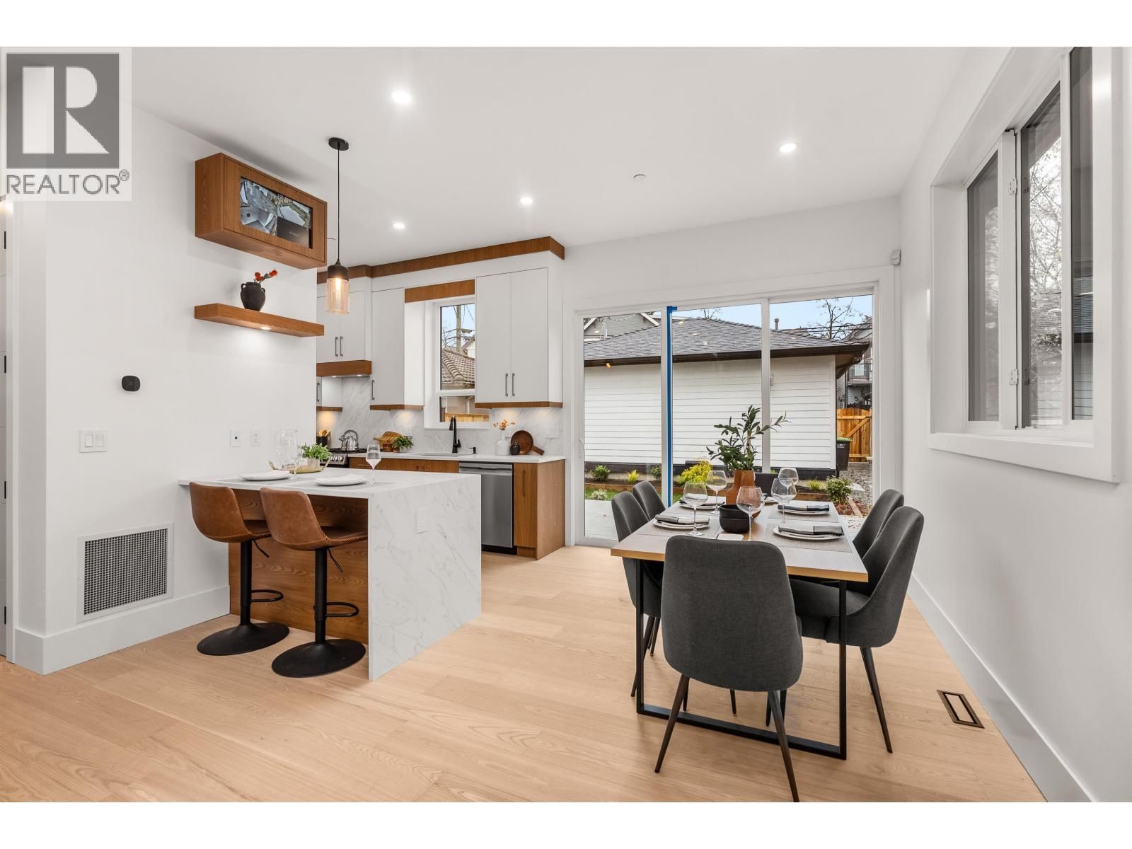 2 - 1822 14TH AVENUE Image 2