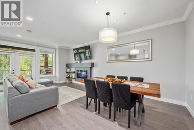 10525 240 Street | Maple Ridge British Columbia | Slide Image Ten