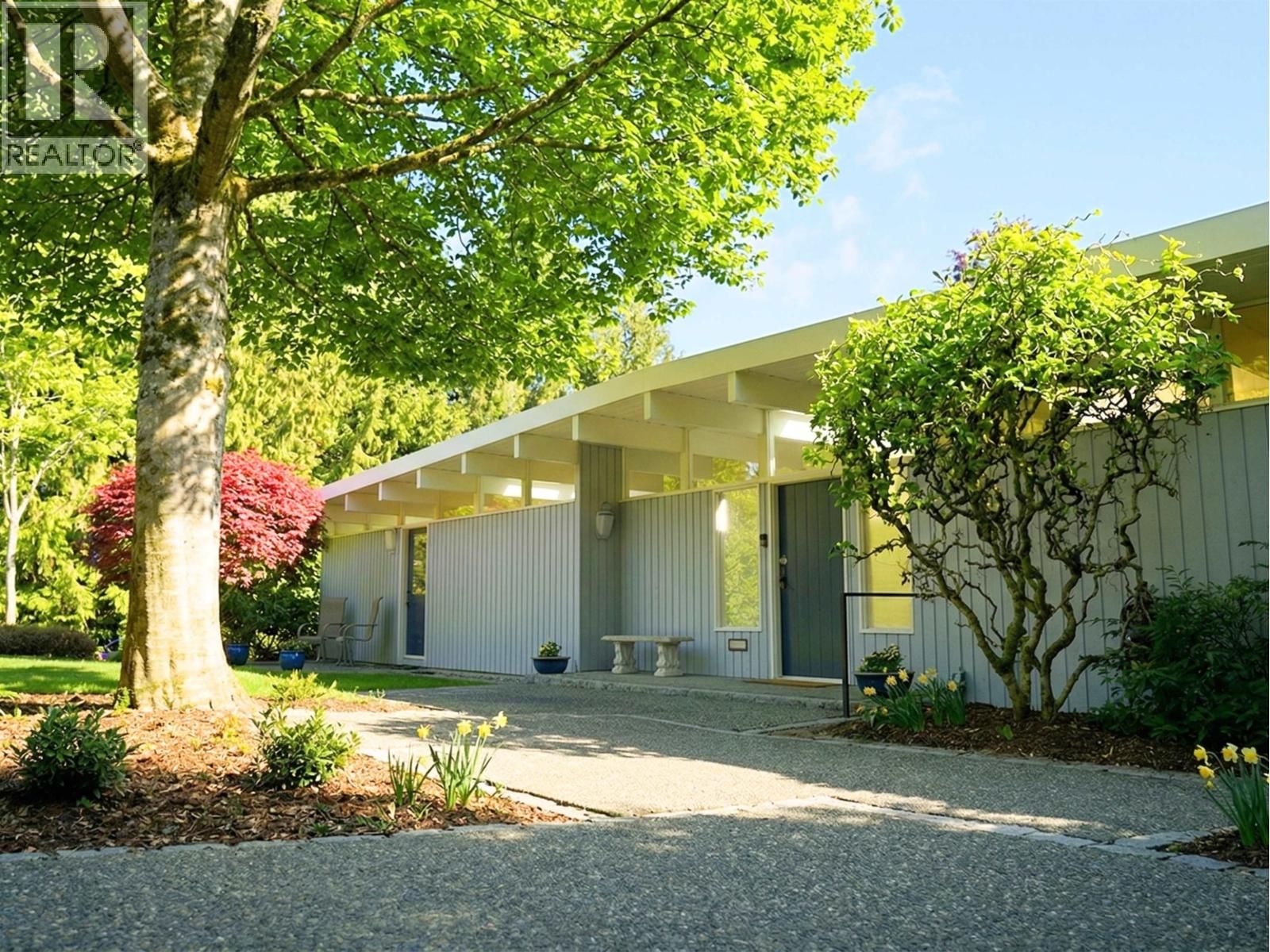 680 ST. ANDREWS ROAD Image 1