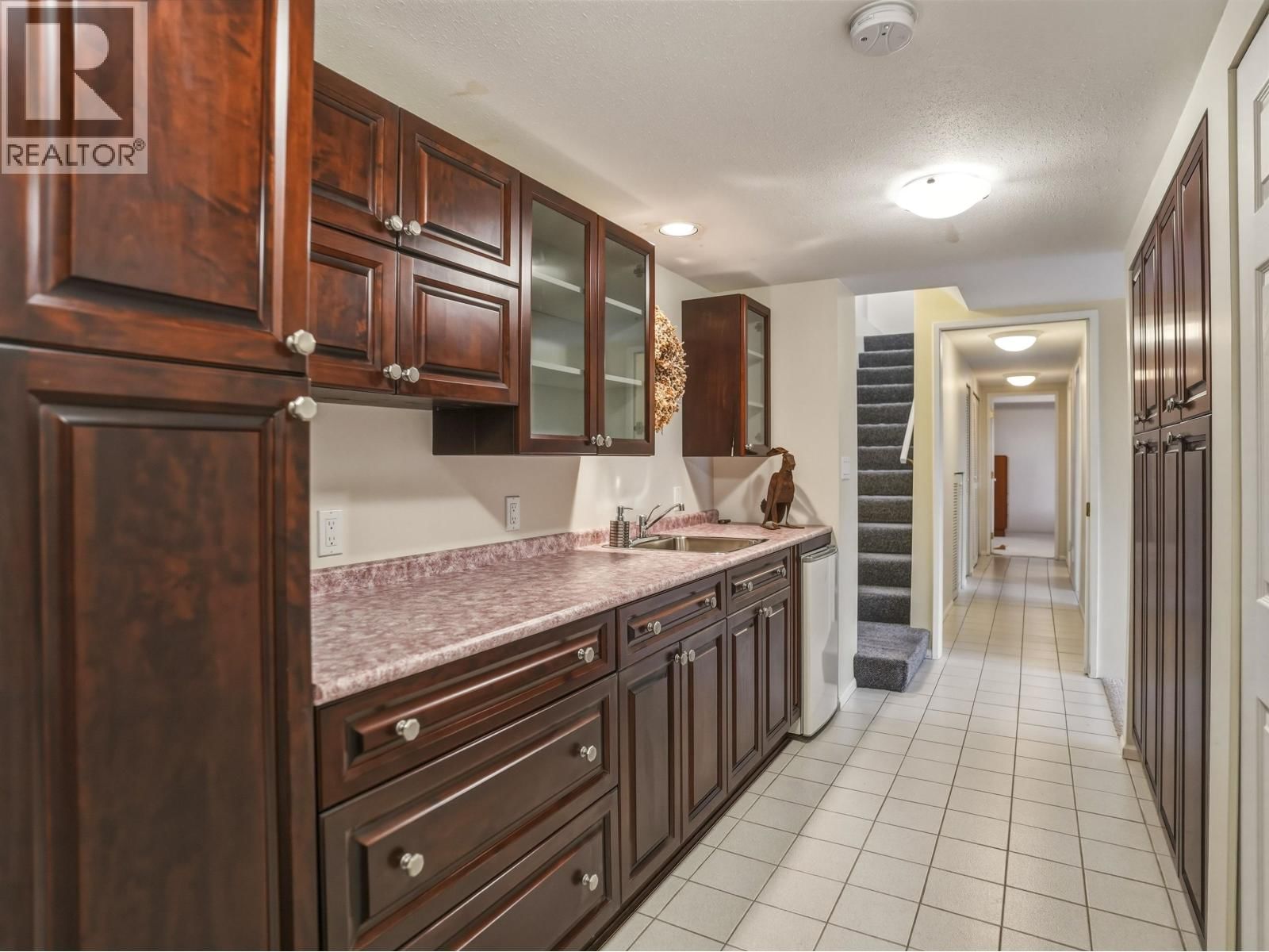 680 ST. ANDREWS ROAD Image 18