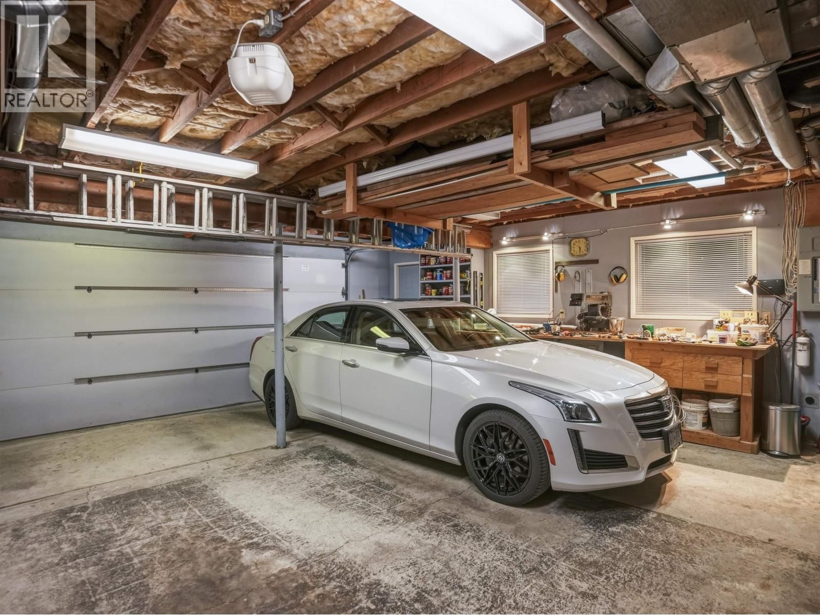 680 ST. ANDREWS ROAD Image 26