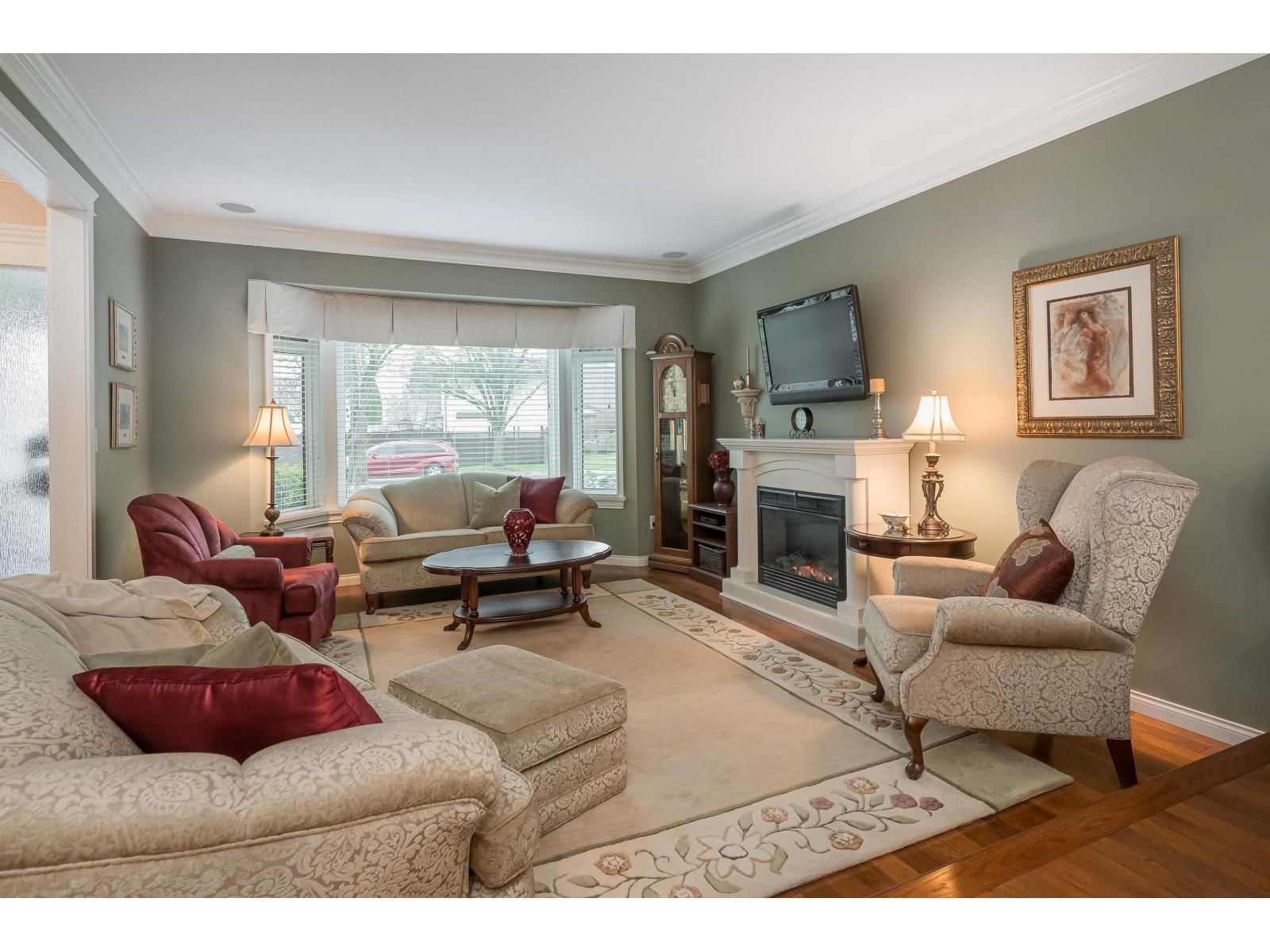 15496 93 AVENUE Image 13