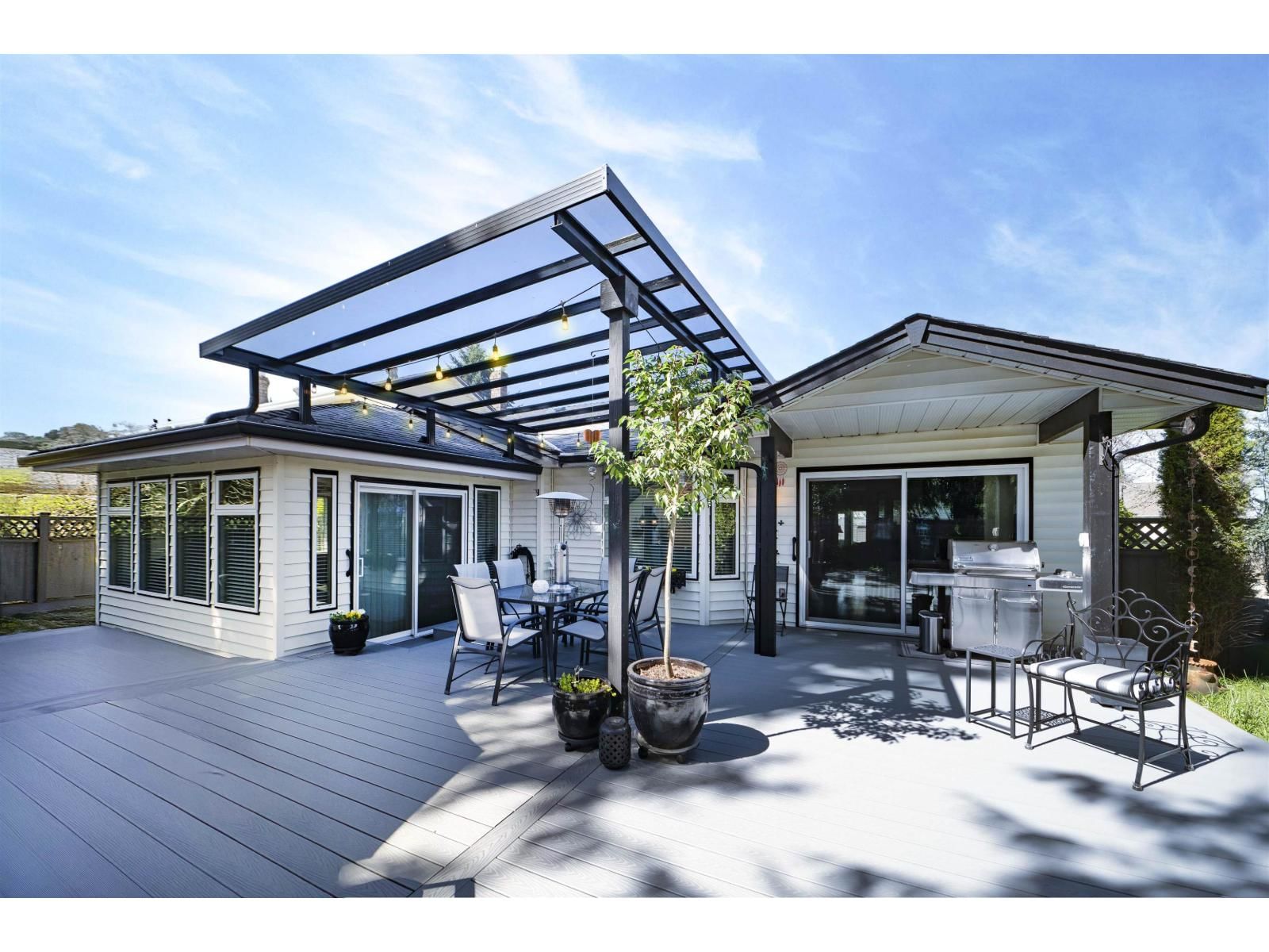 15496 93 AVENUE Image 31