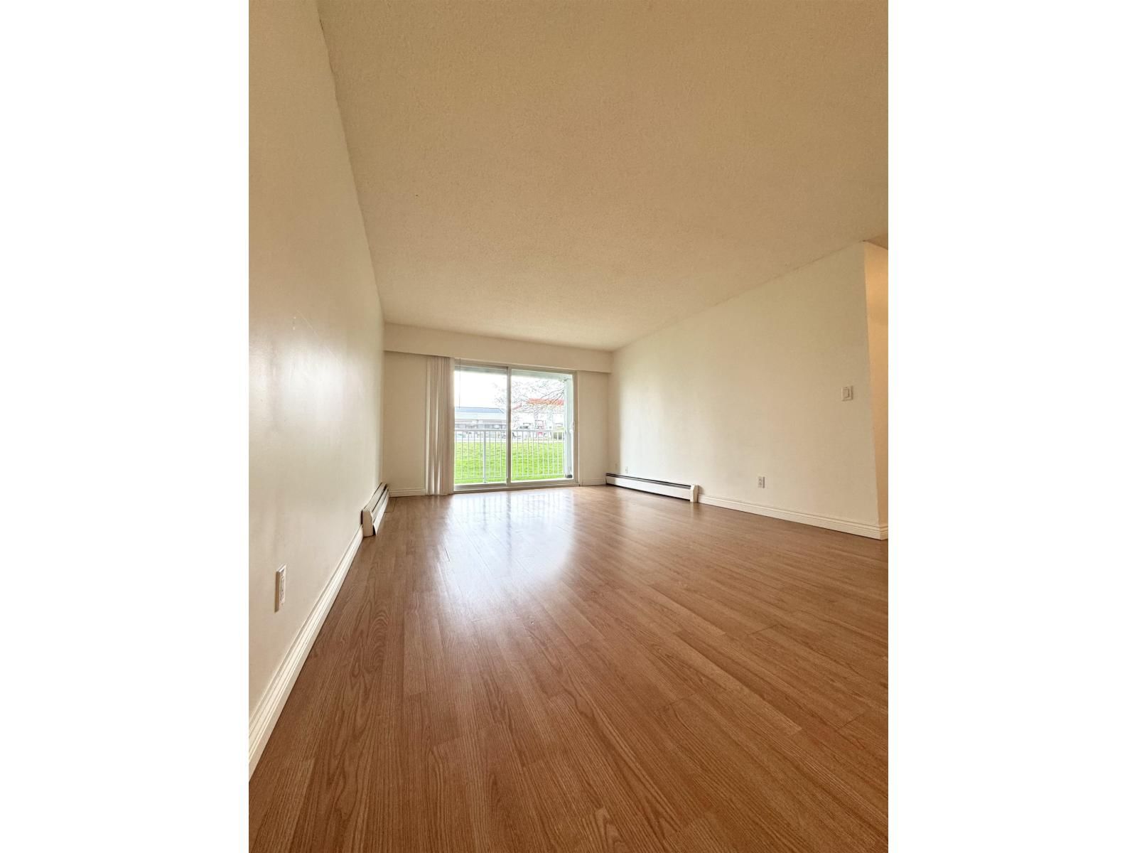 126 - 32850 GEORGE FERGUSON WAY Image 4