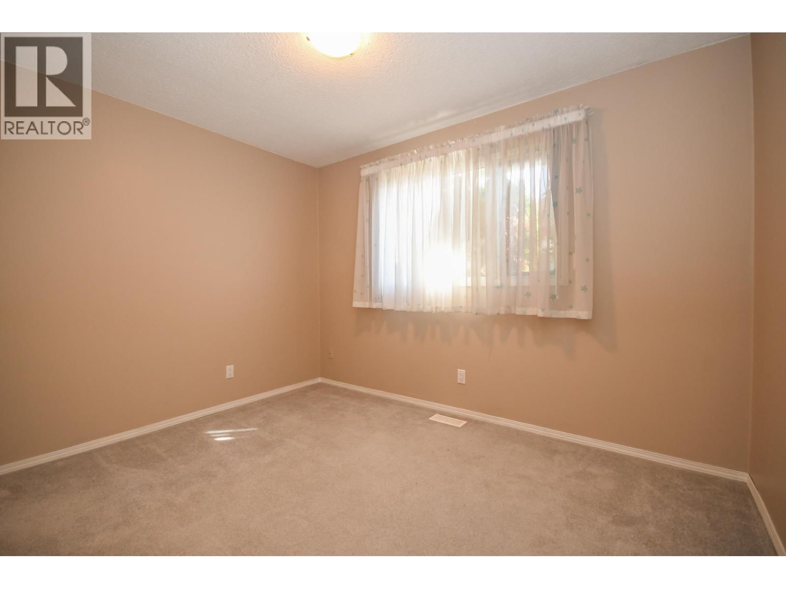 310 CORLESS CRESCENT Image 27