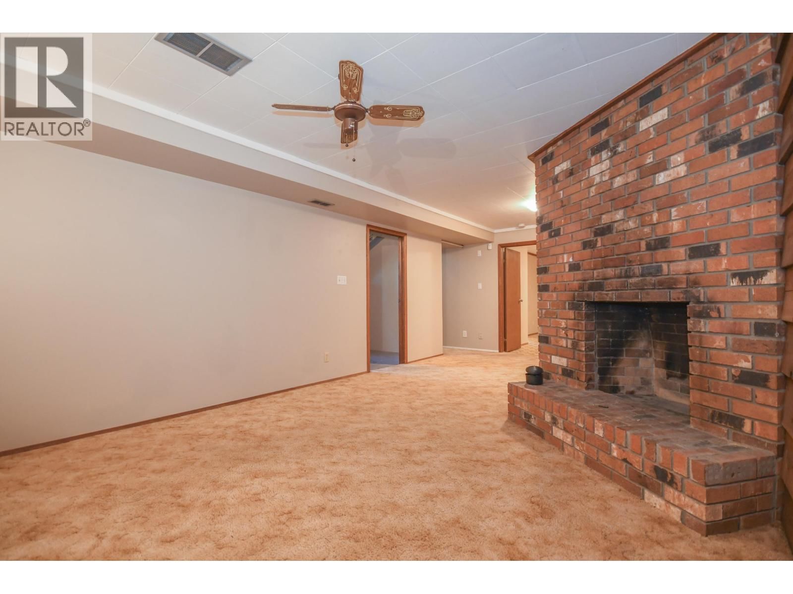 310 CORLESS CRESCENT Image 31