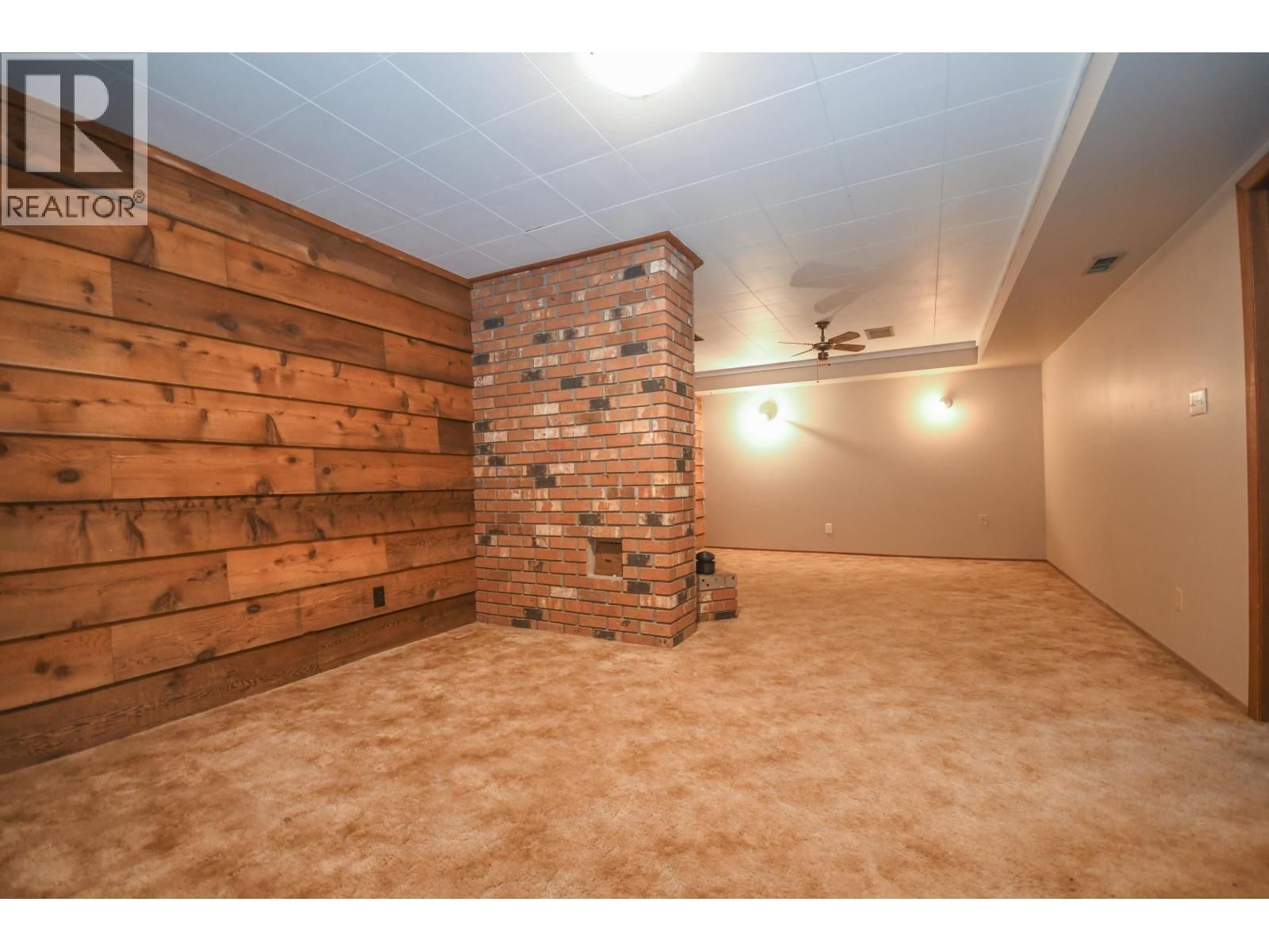 310 CORLESS CRESCENT Image 35