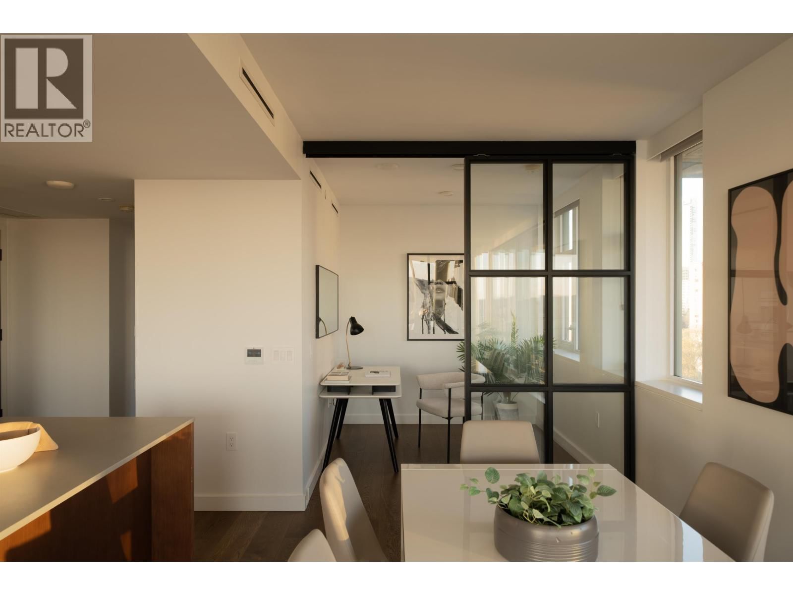 1503 - 1365 DAVIE STREET Image 14