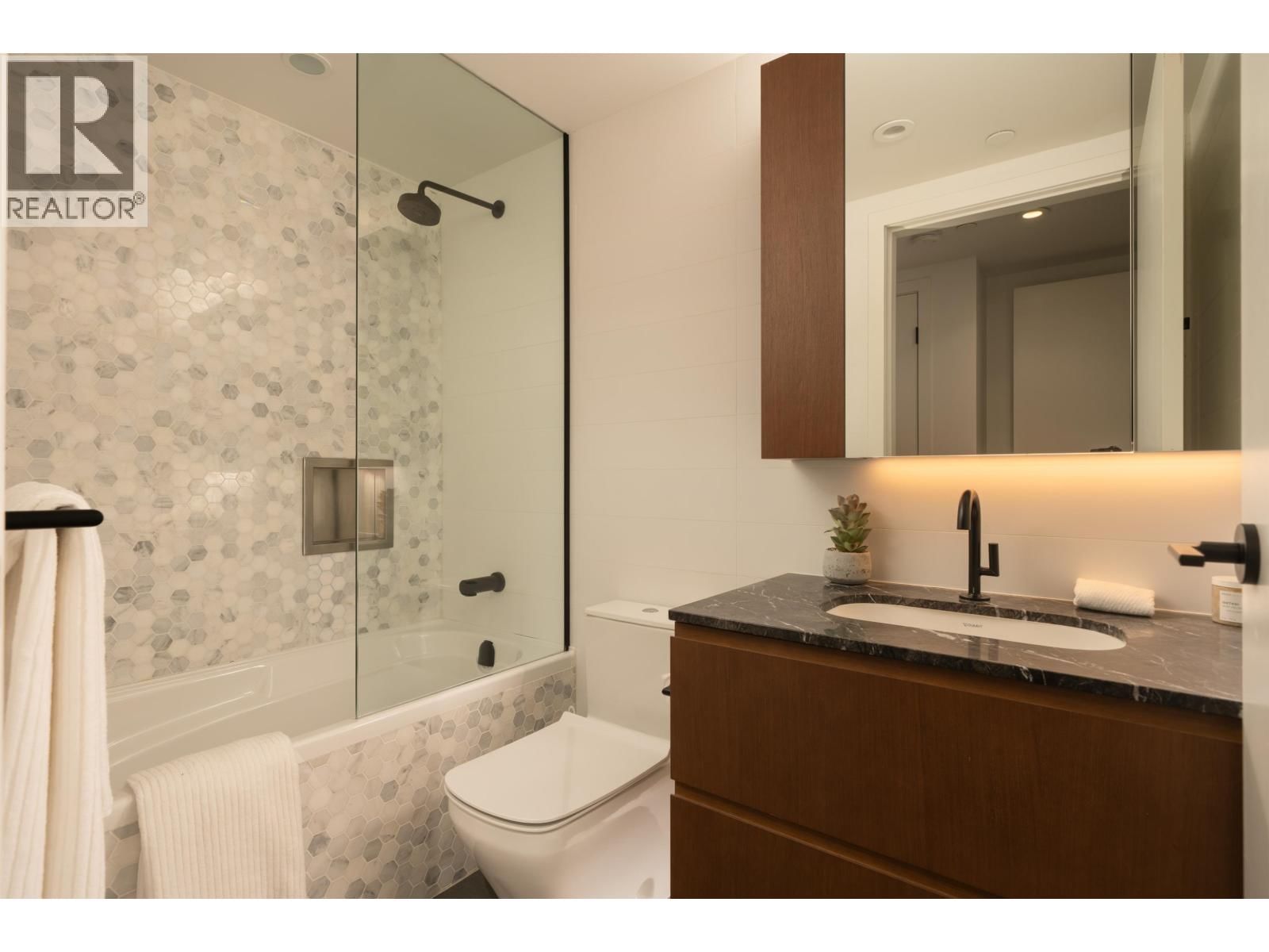 1503 - 1365 DAVIE STREET Image 29