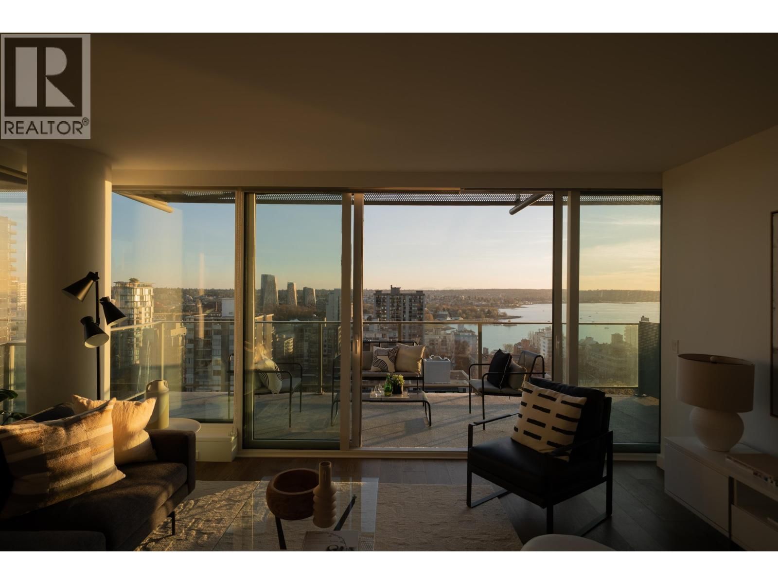 1503 - 1365 DAVIE STREET Image 31