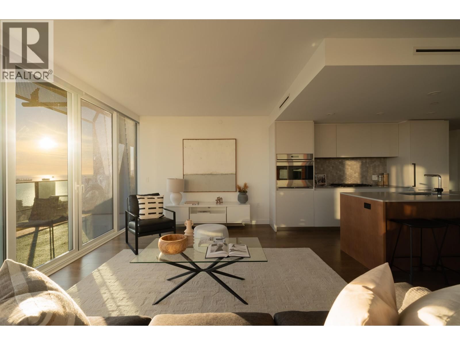 1503 - 1365 DAVIE STREET Image 9