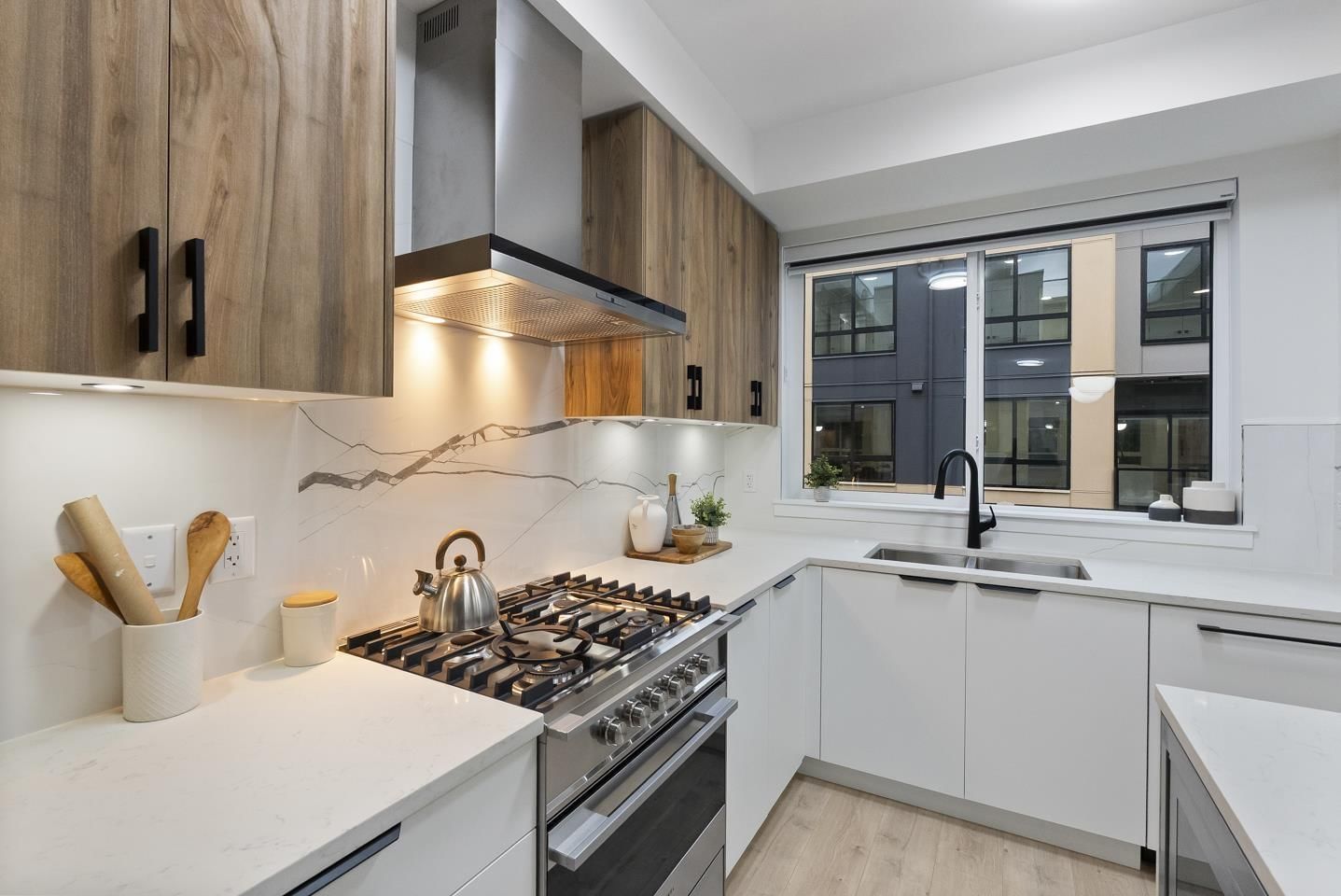 19 - 13895 64 AVENUE Image 9