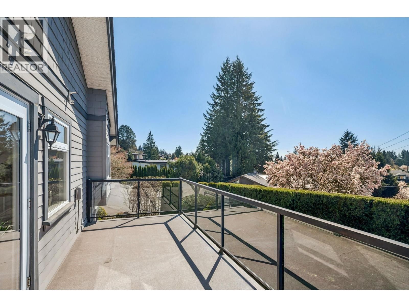 954 TUDOR AVENUE Image 24