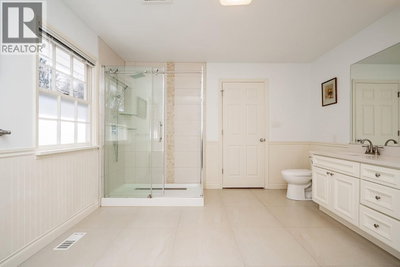 21489 CHERRY Place | Maple Ridge British Columbia | Slide Image Thirty-one