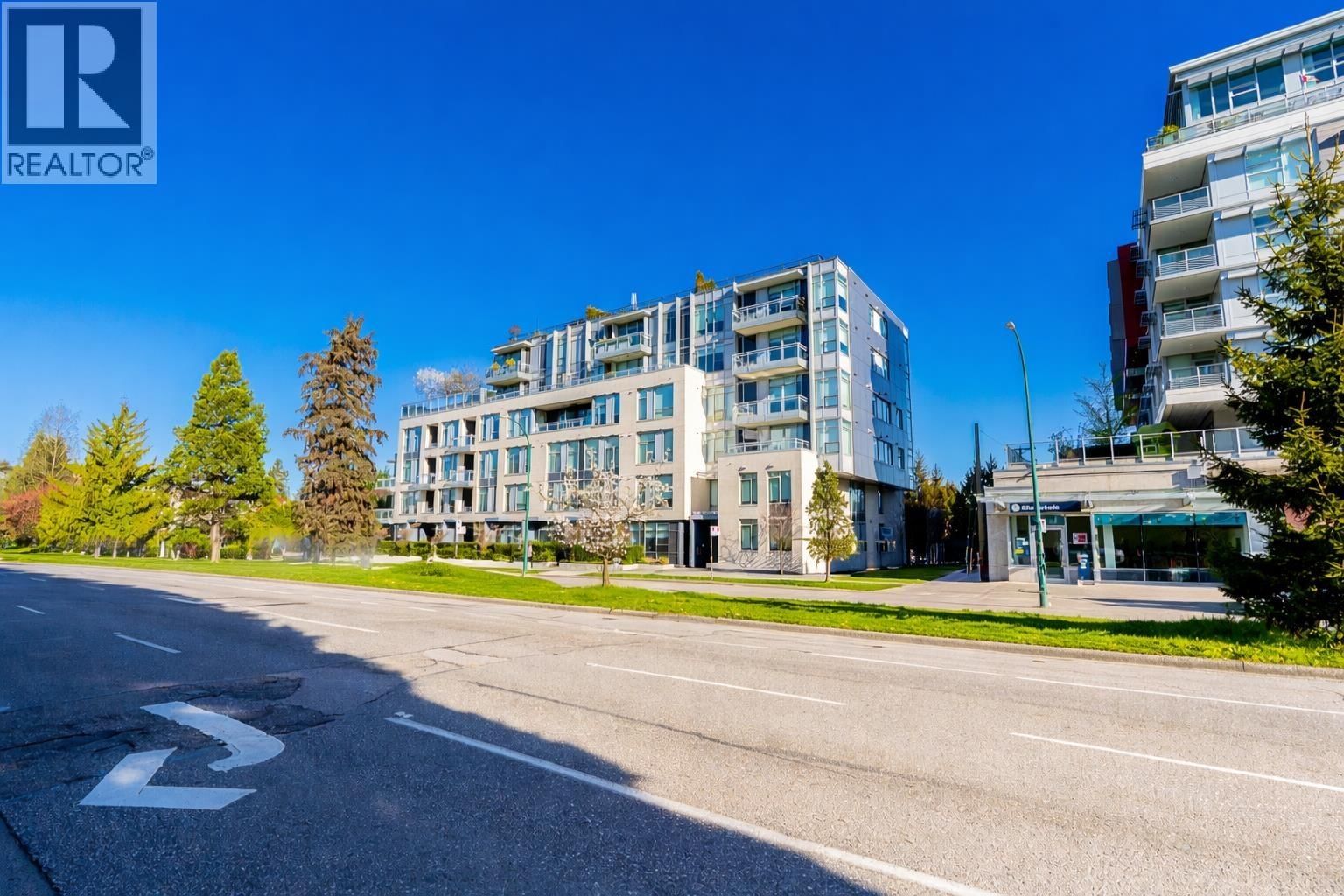 302 - 523 KING EDWARD AVENUE Image 2