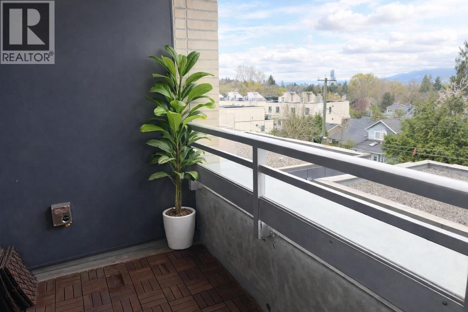 302 - 523 KING EDWARD AVENUE Image 26