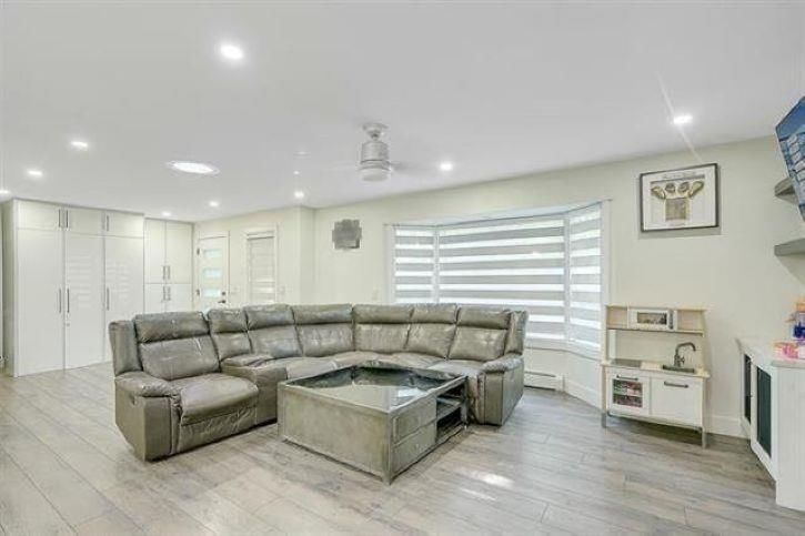 7794 141B STREET Image 35