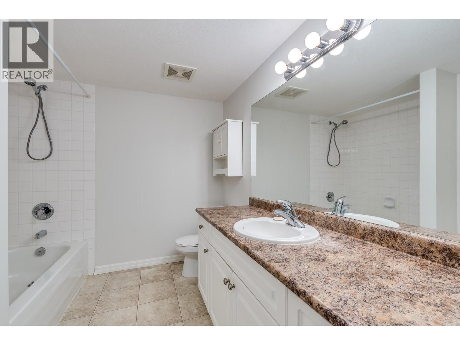 205 - 1200 PACIFIC STREET Image 12