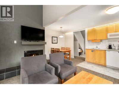 4420 SUNDIAL Place | Whistler British Columbia | Slide Image Six