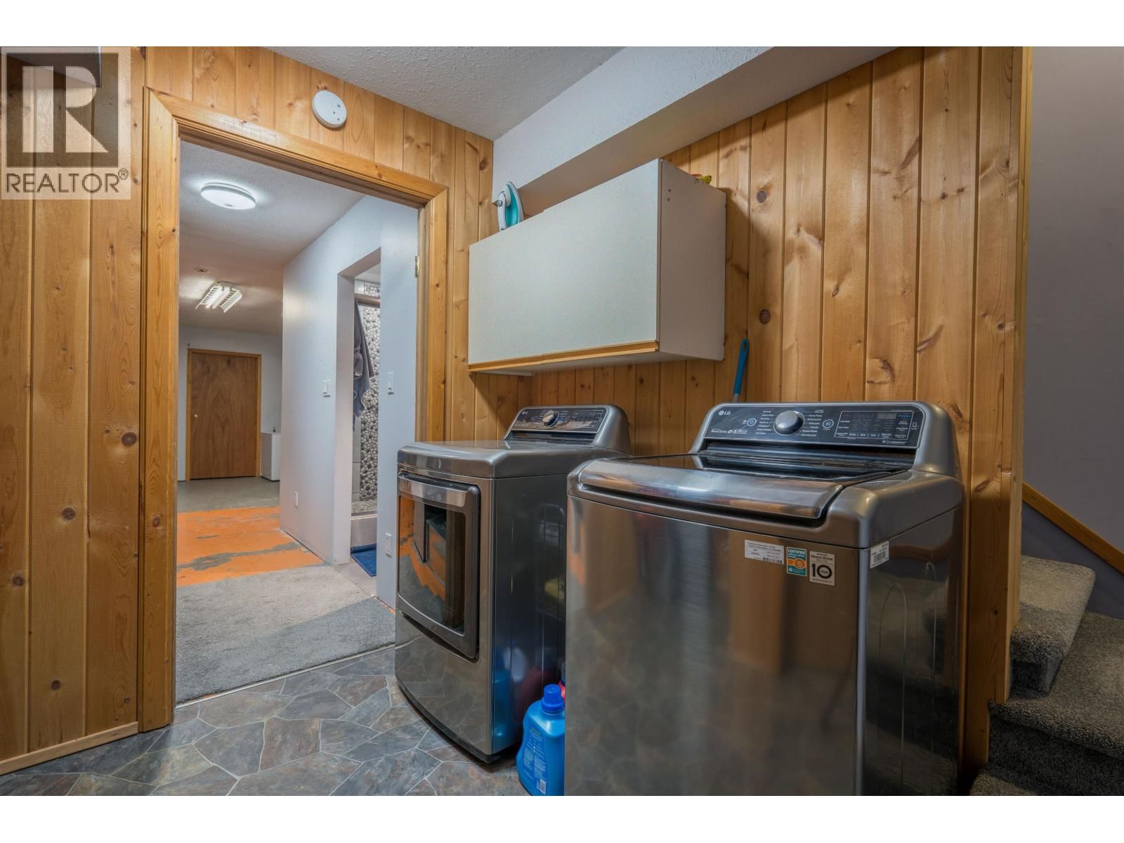 2496 BIG LAKE-TYEE LAKE ROAD Image 31