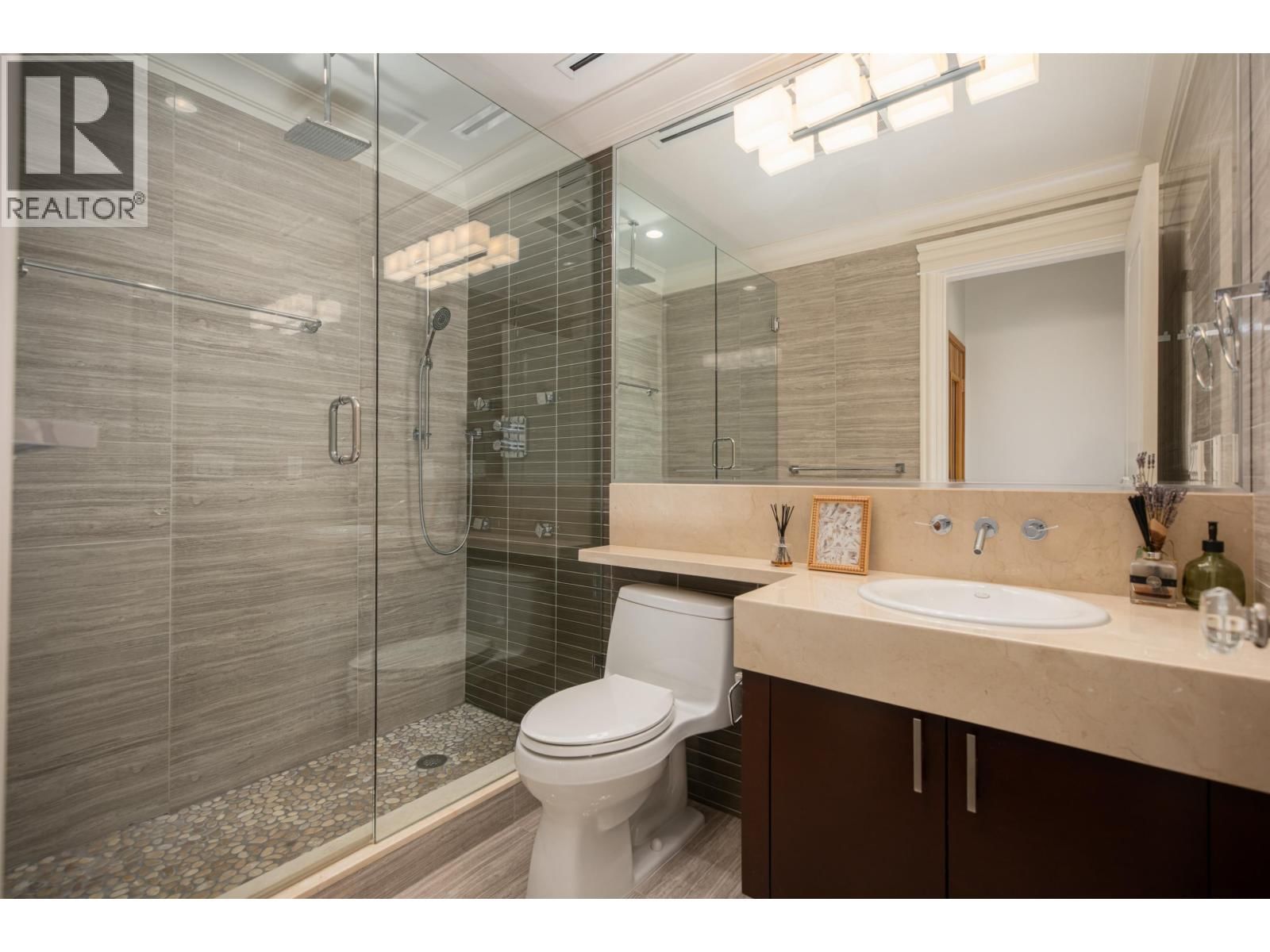 3176 35TH AVENUE Image 33