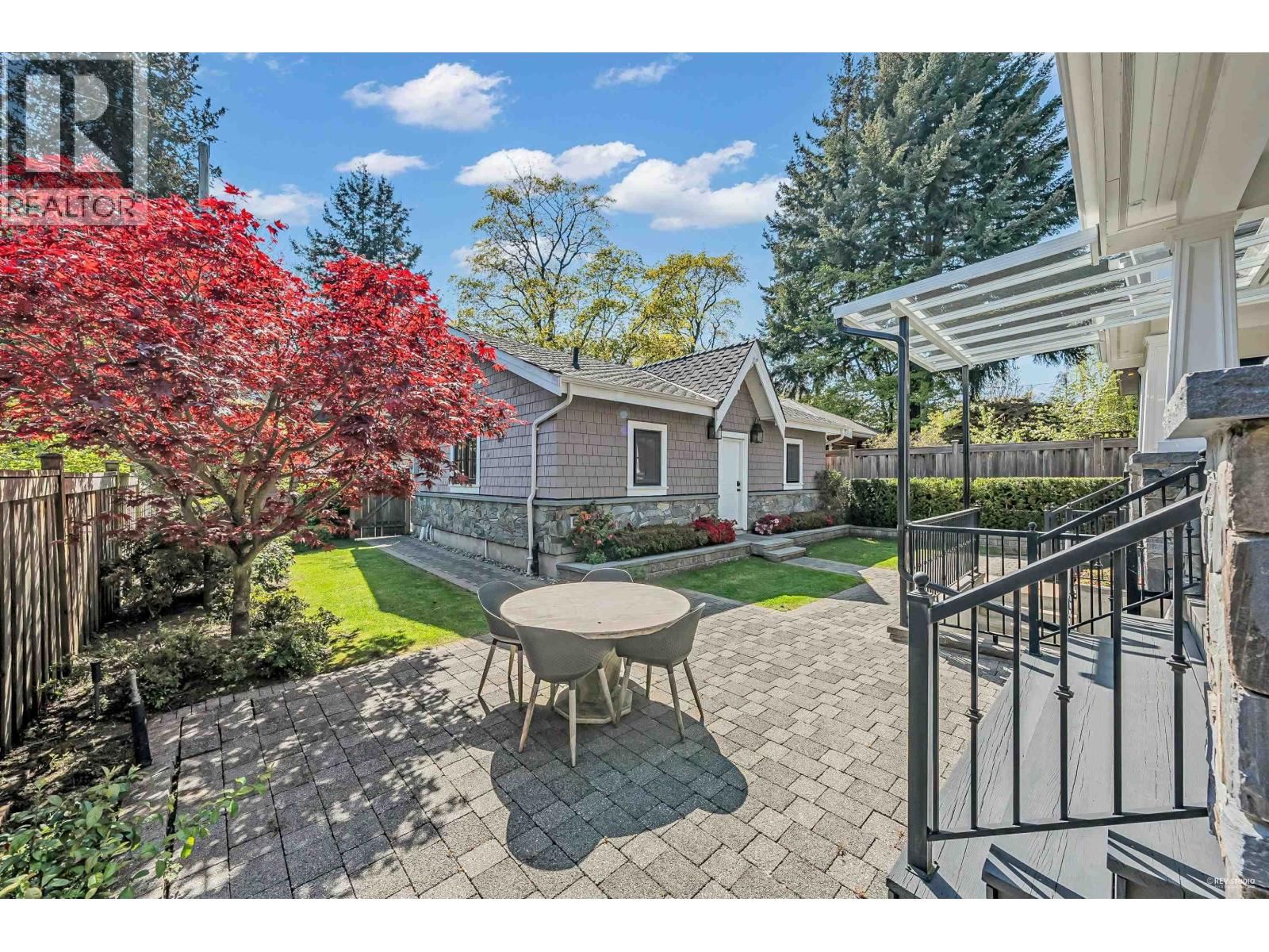 3176 35TH AVENUE Image 35