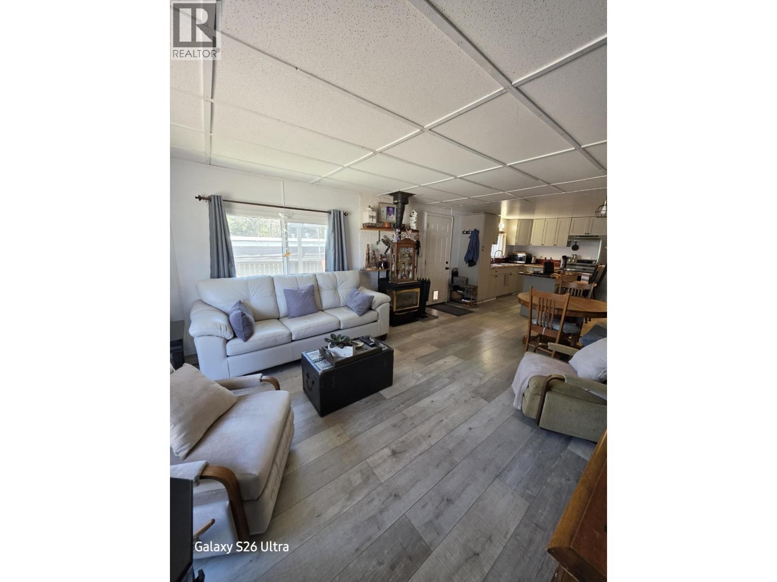 212 - 1427 DOG CREEK ROAD Image 4