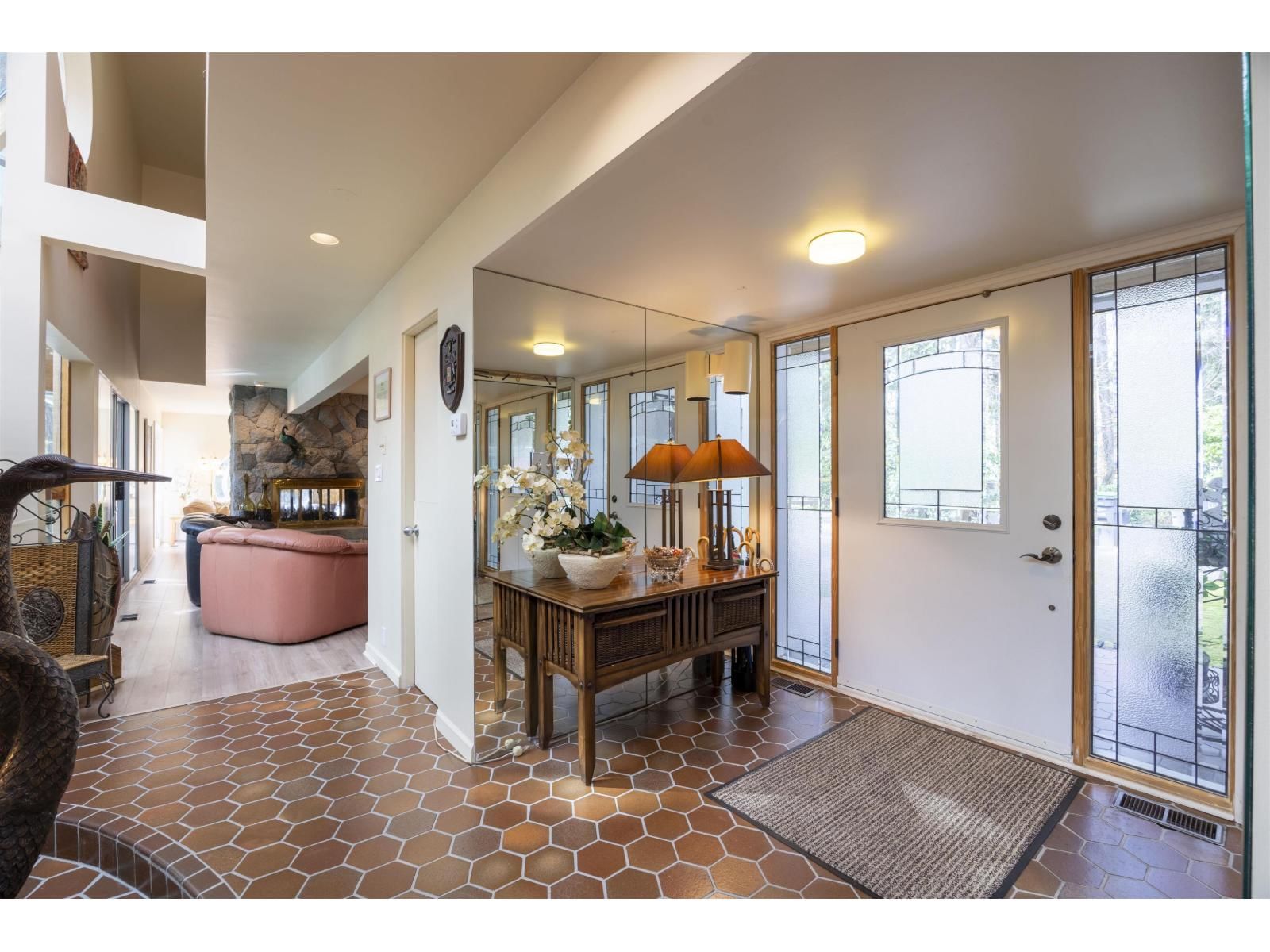 13642 28 AVENUE Image 3