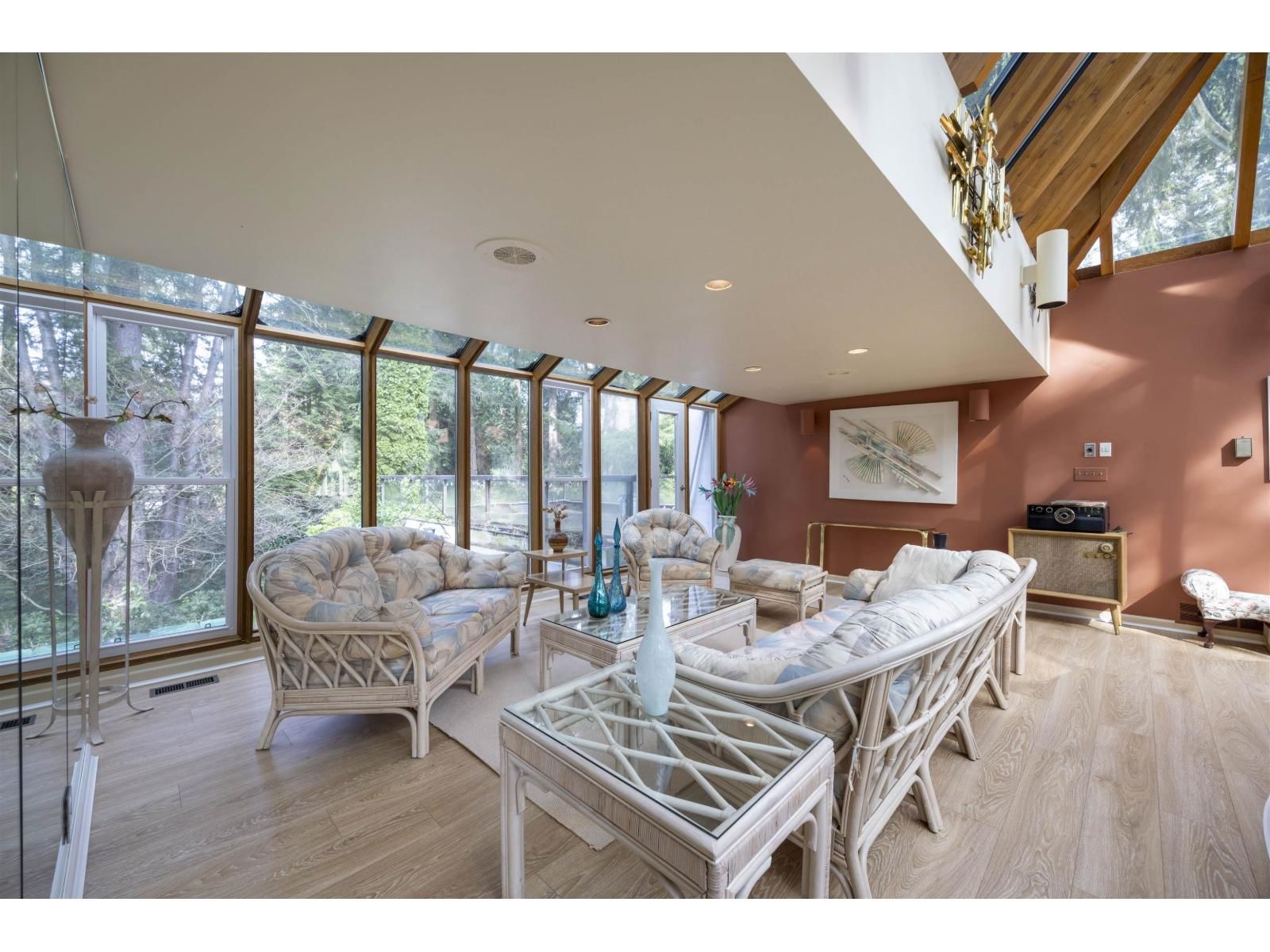 13642 28 AVENUE Image 32