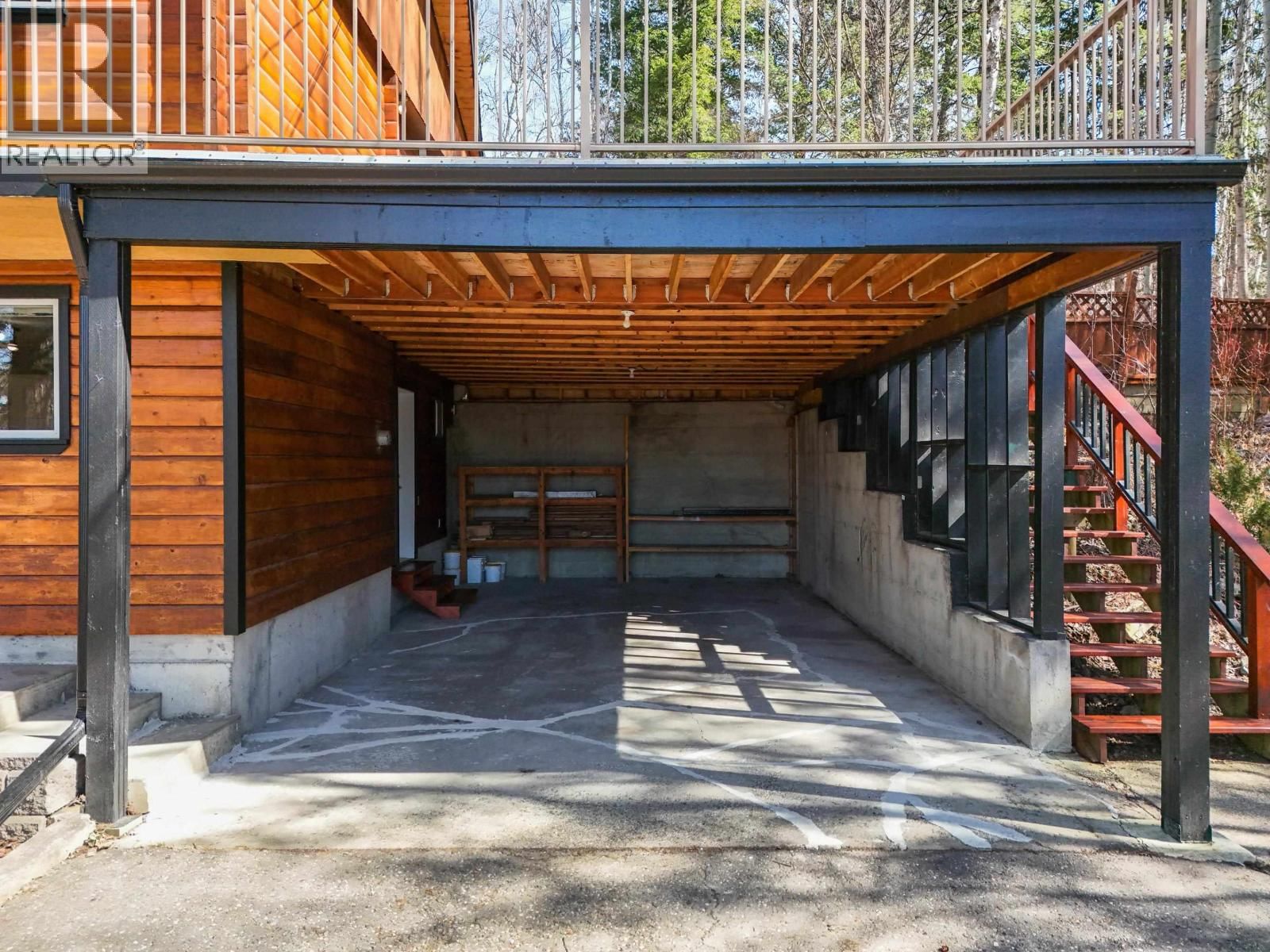 182 COACH ROAD Image 32