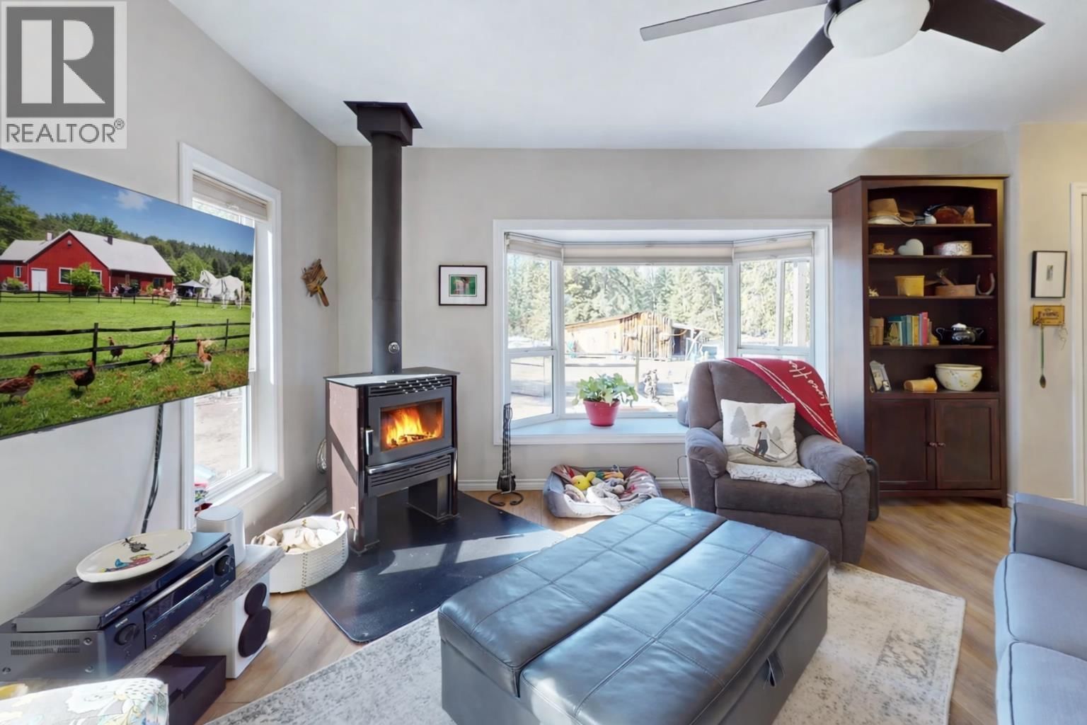 6982 INMAN ROAD Image 5