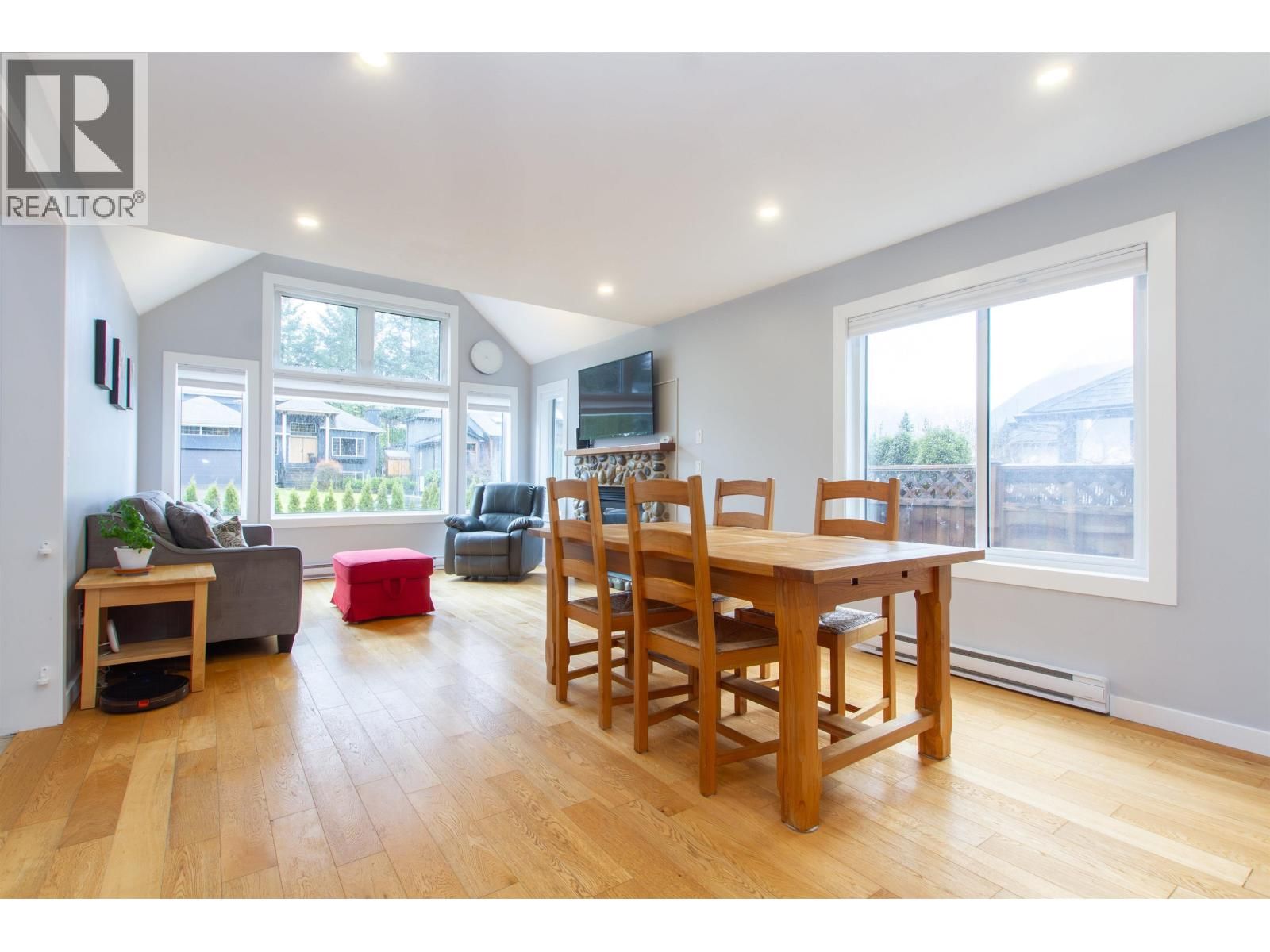 1027 PIA ROAD Image 5