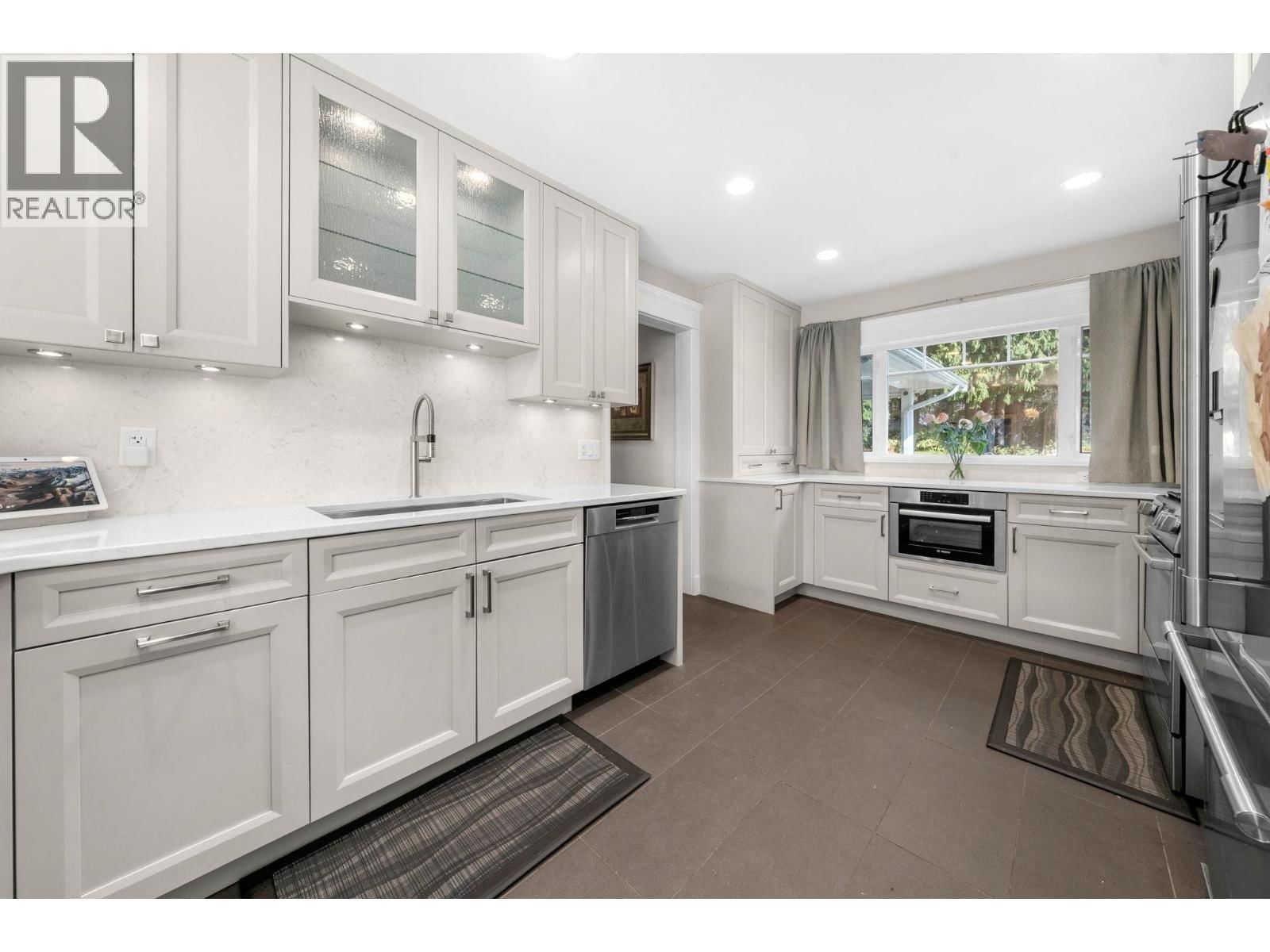 1615 MCBRIDE STREET Image 17