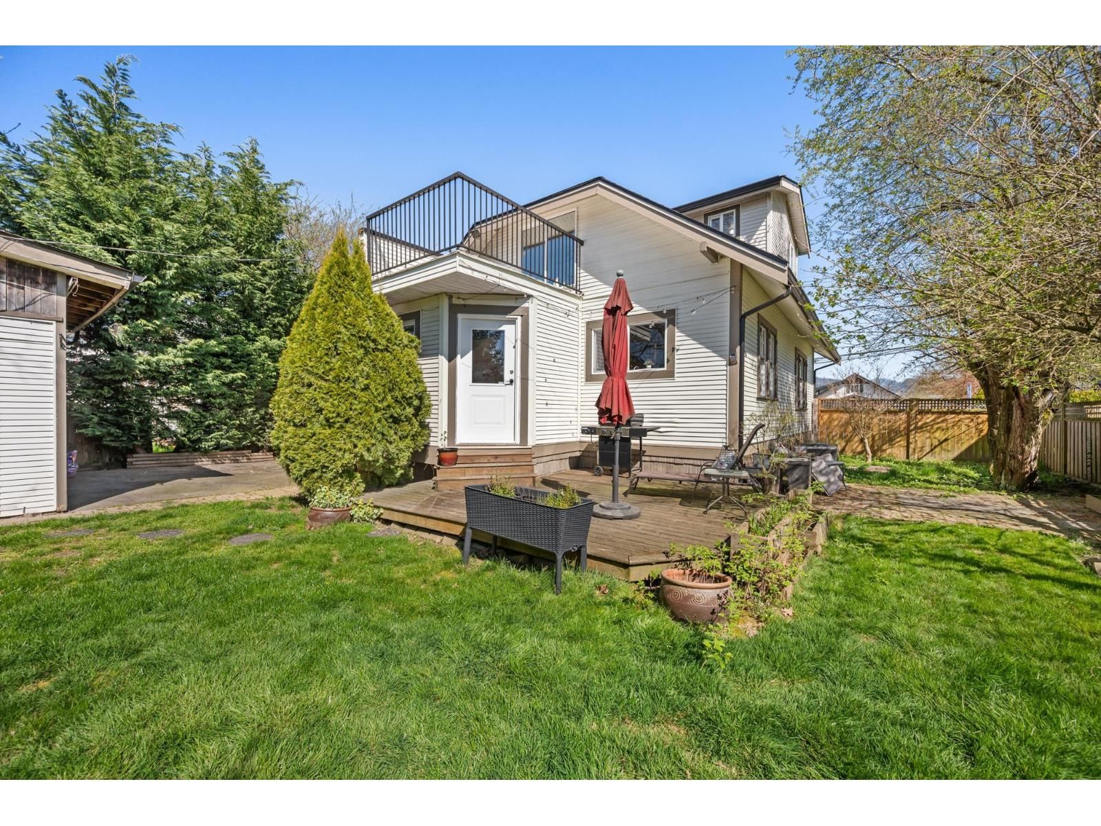 5695 RIVERSIDE STREET Image 27