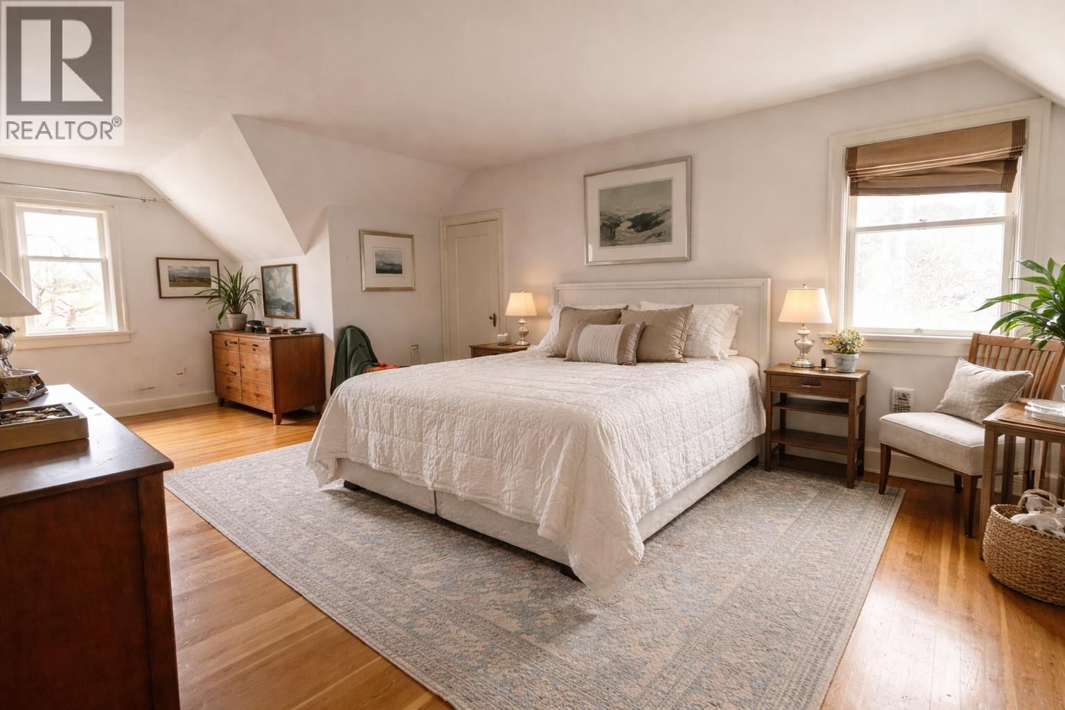 3425 33RD AVENUE Image 10