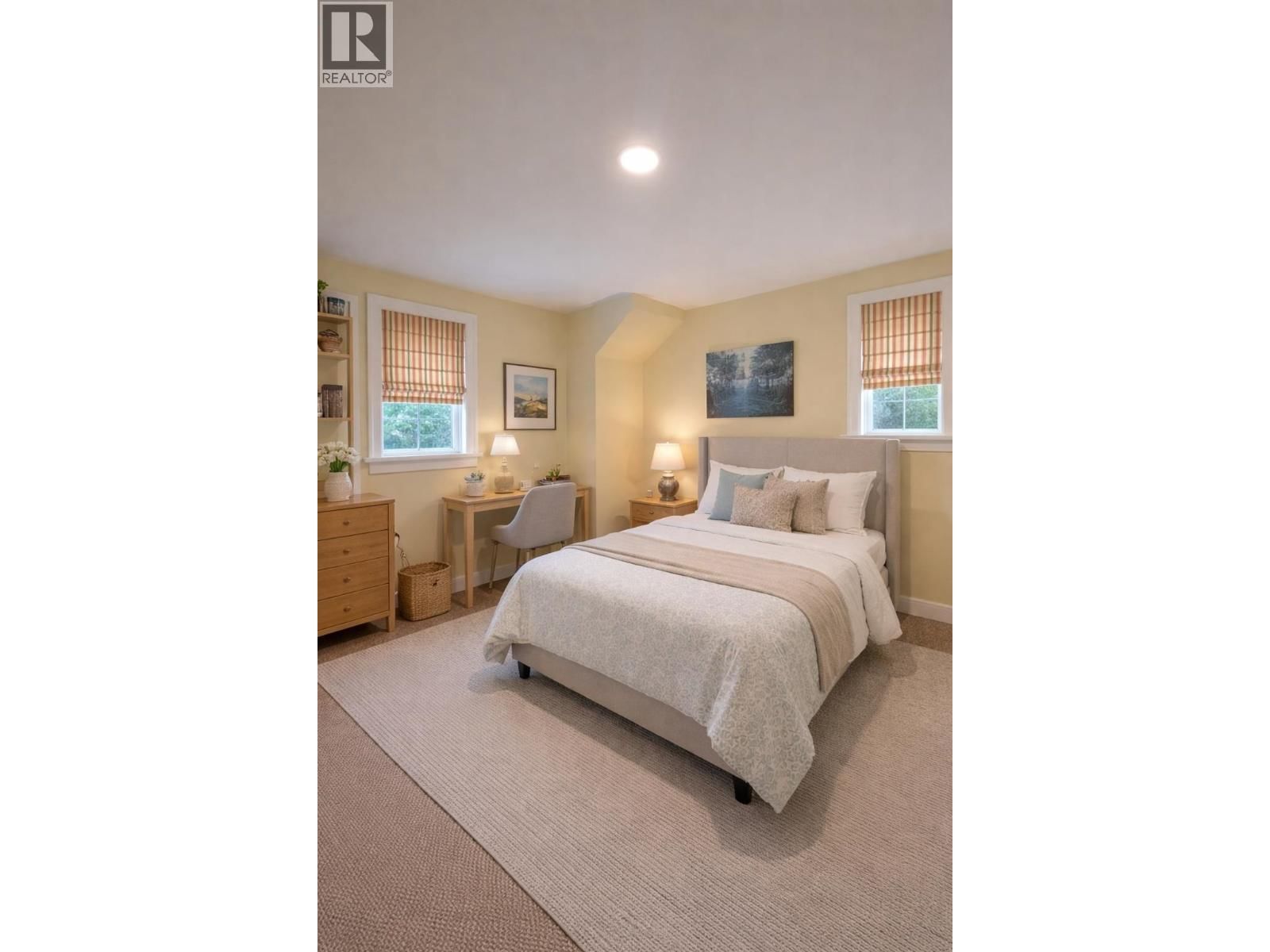 3425 33RD AVENUE Image 12