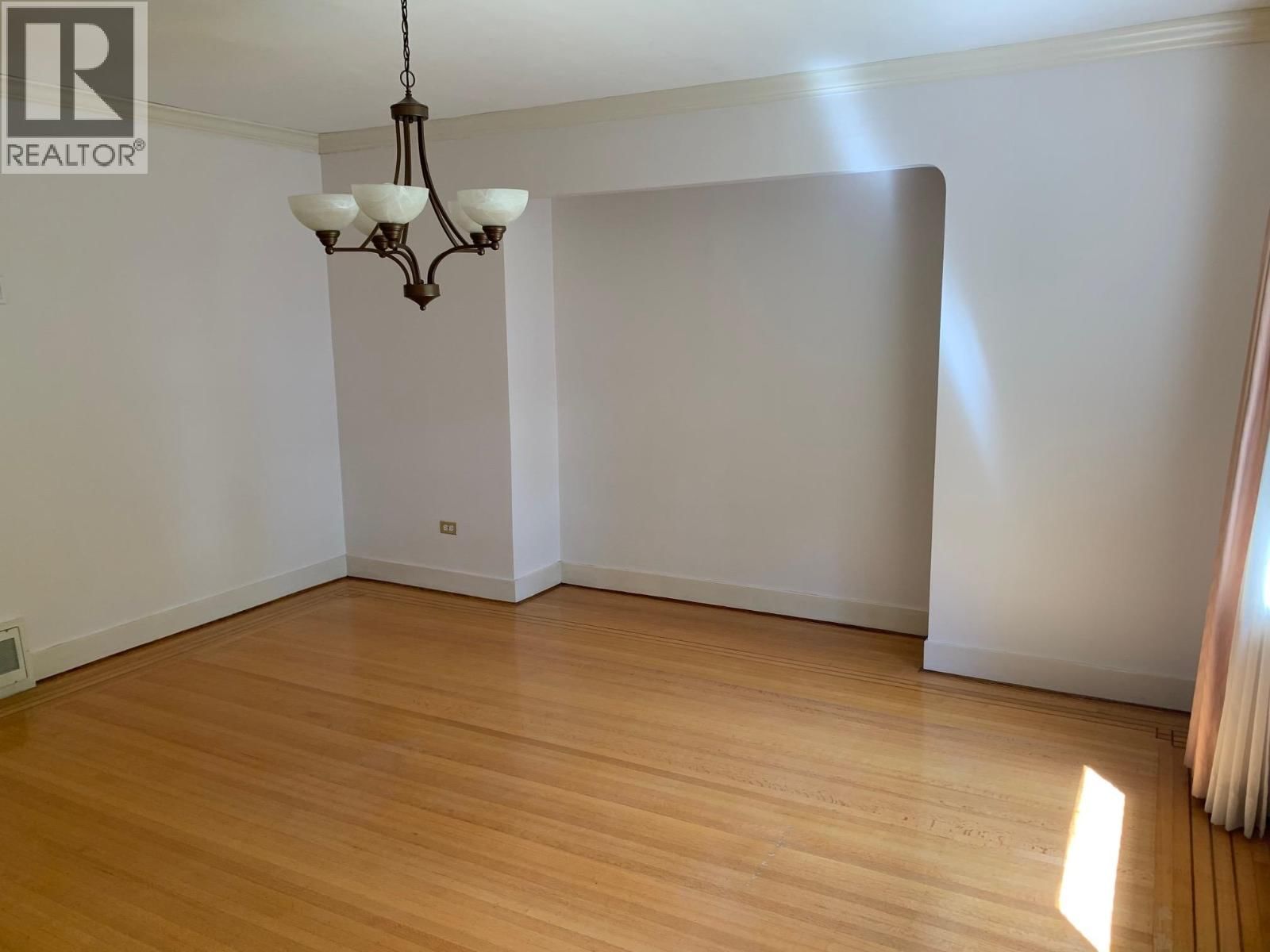 3425 33RD AVENUE Image 18