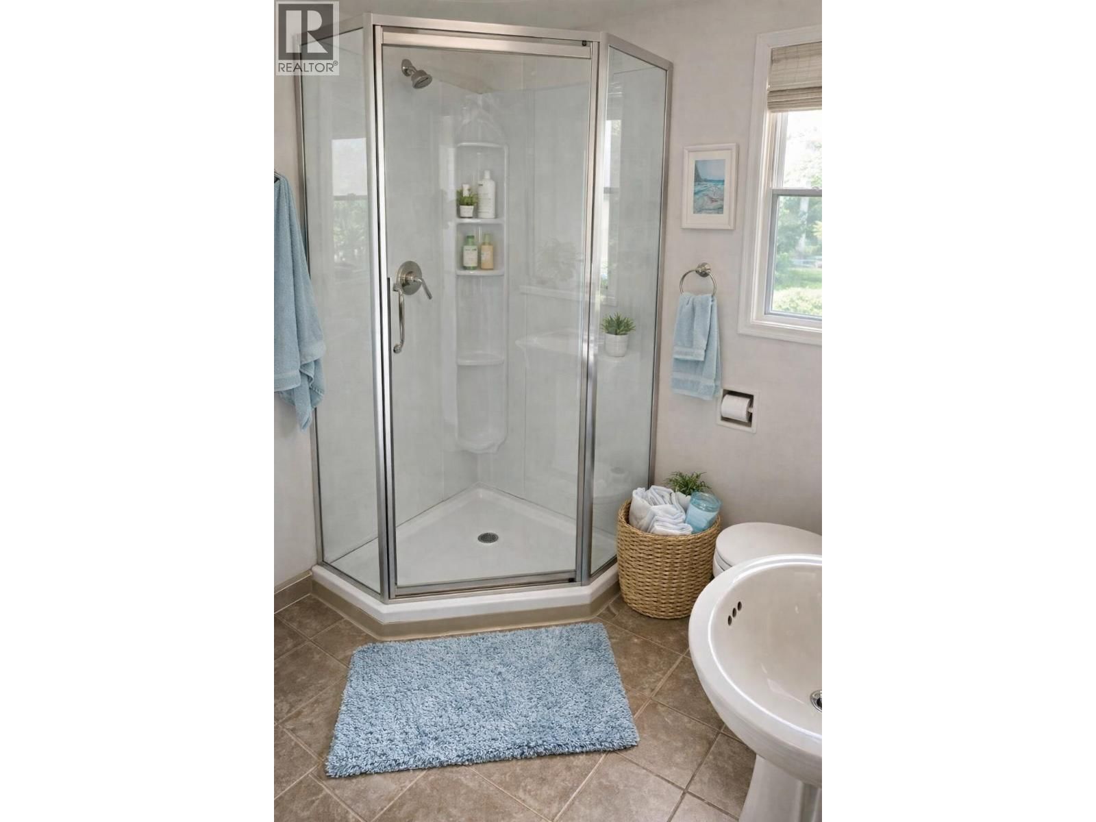 3425 33RD AVENUE Image 25