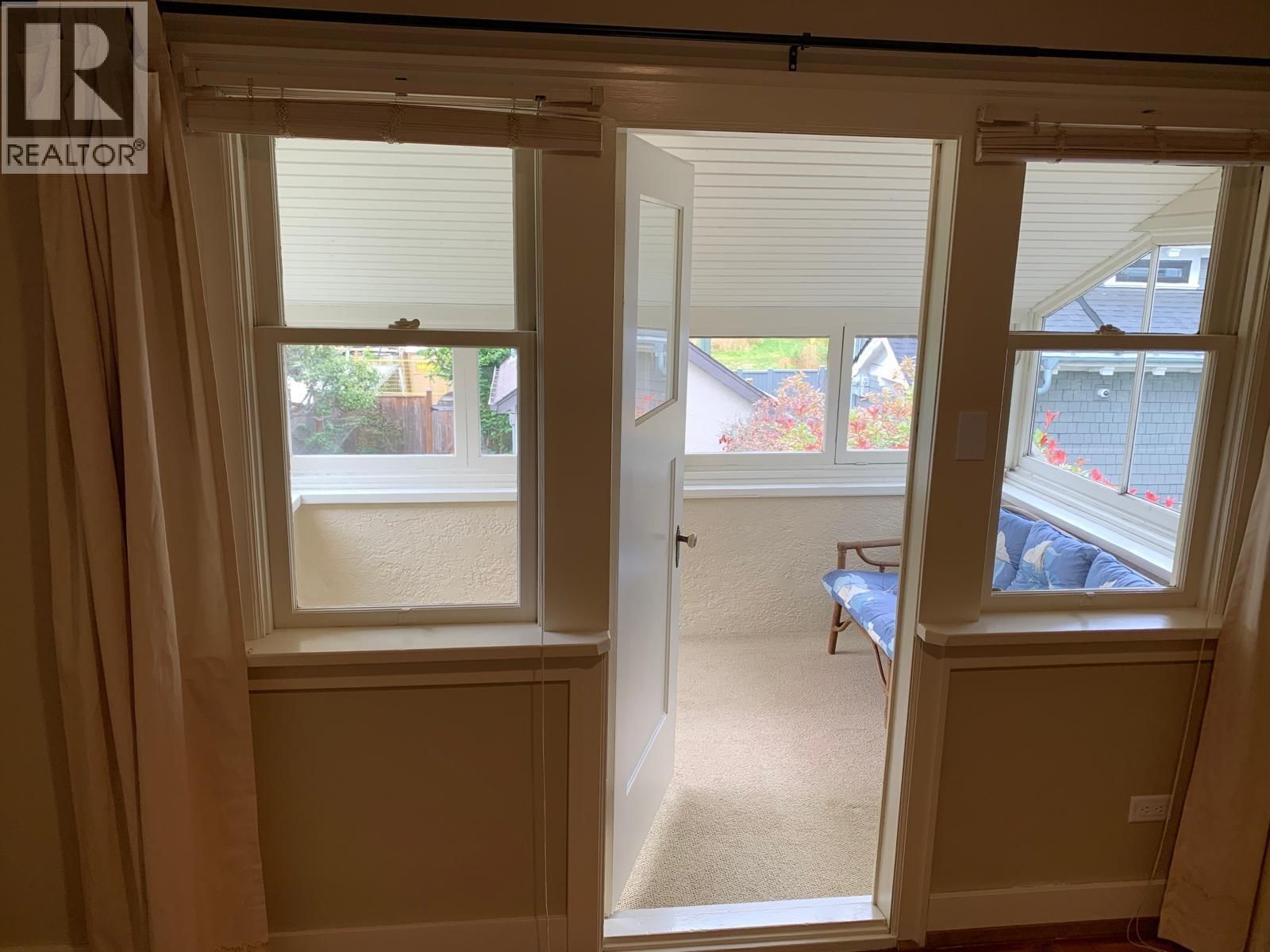 3425 33RD AVENUE Image 28