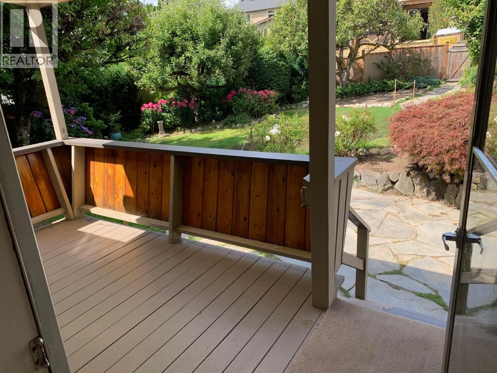 3425 33RD AVENUE Image 31