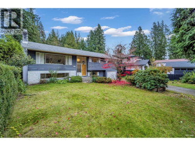 4578 CAPILANO Road | North Vancouver British Columbia | Slide Image Twenty