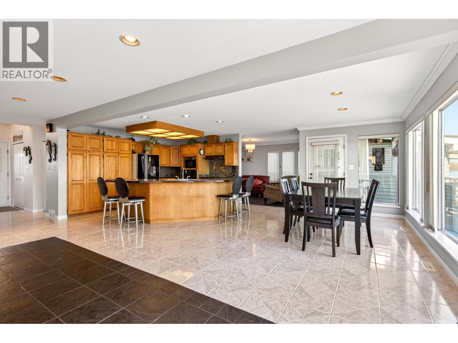 20346 WHARF STREET Image 13